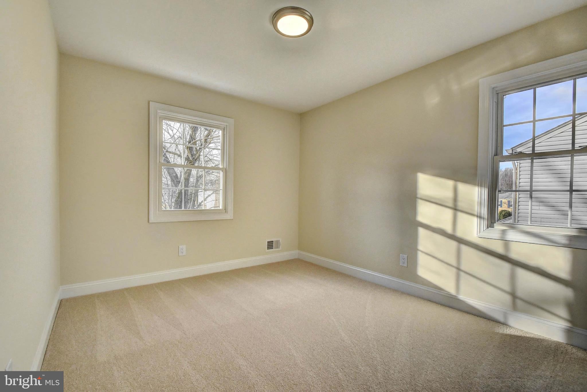 GREEN MEADOW - Residential