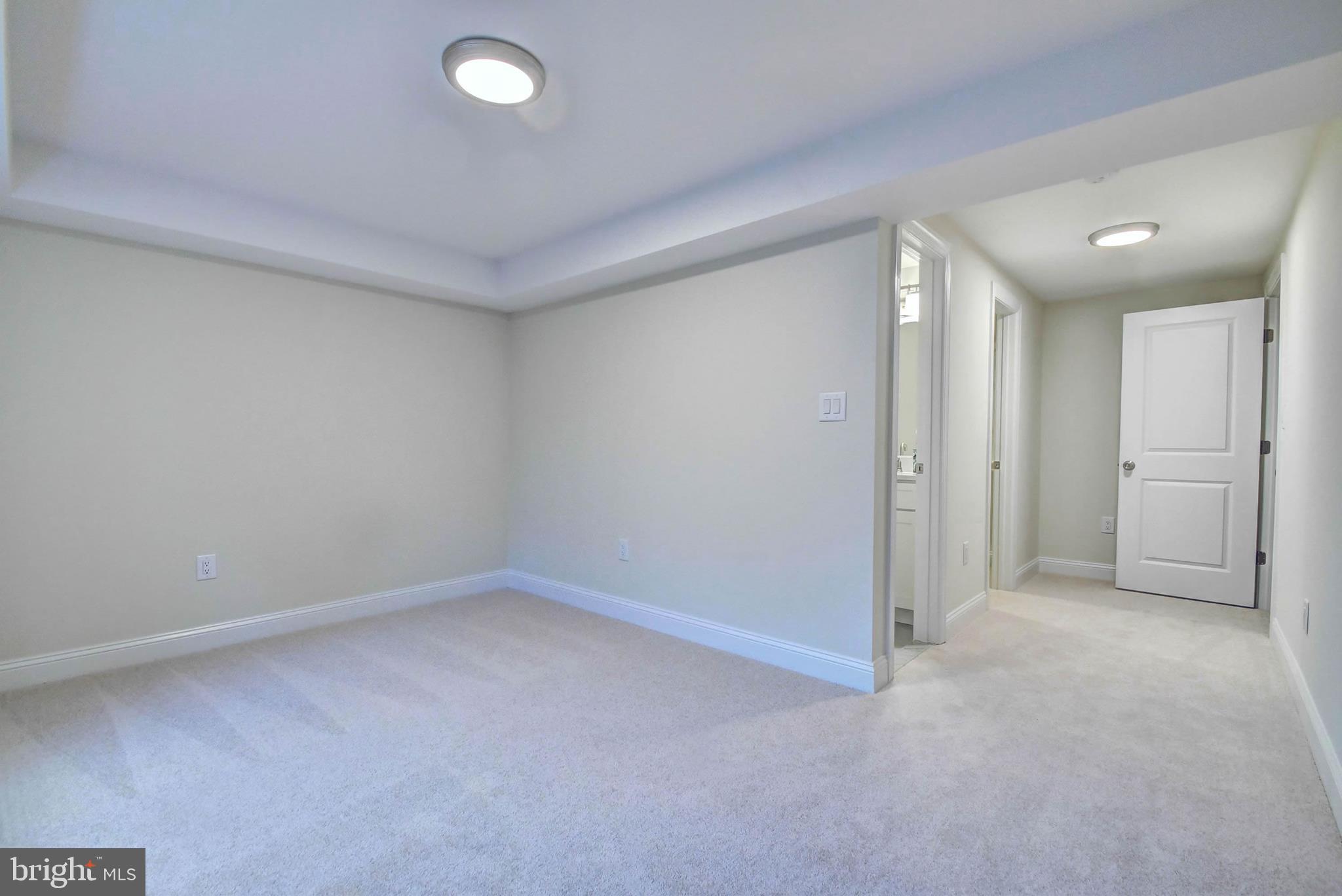 GREEN MEADOW - Residential