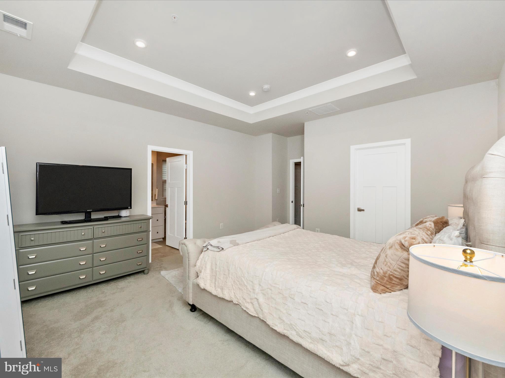 WESTSIDE - Residential