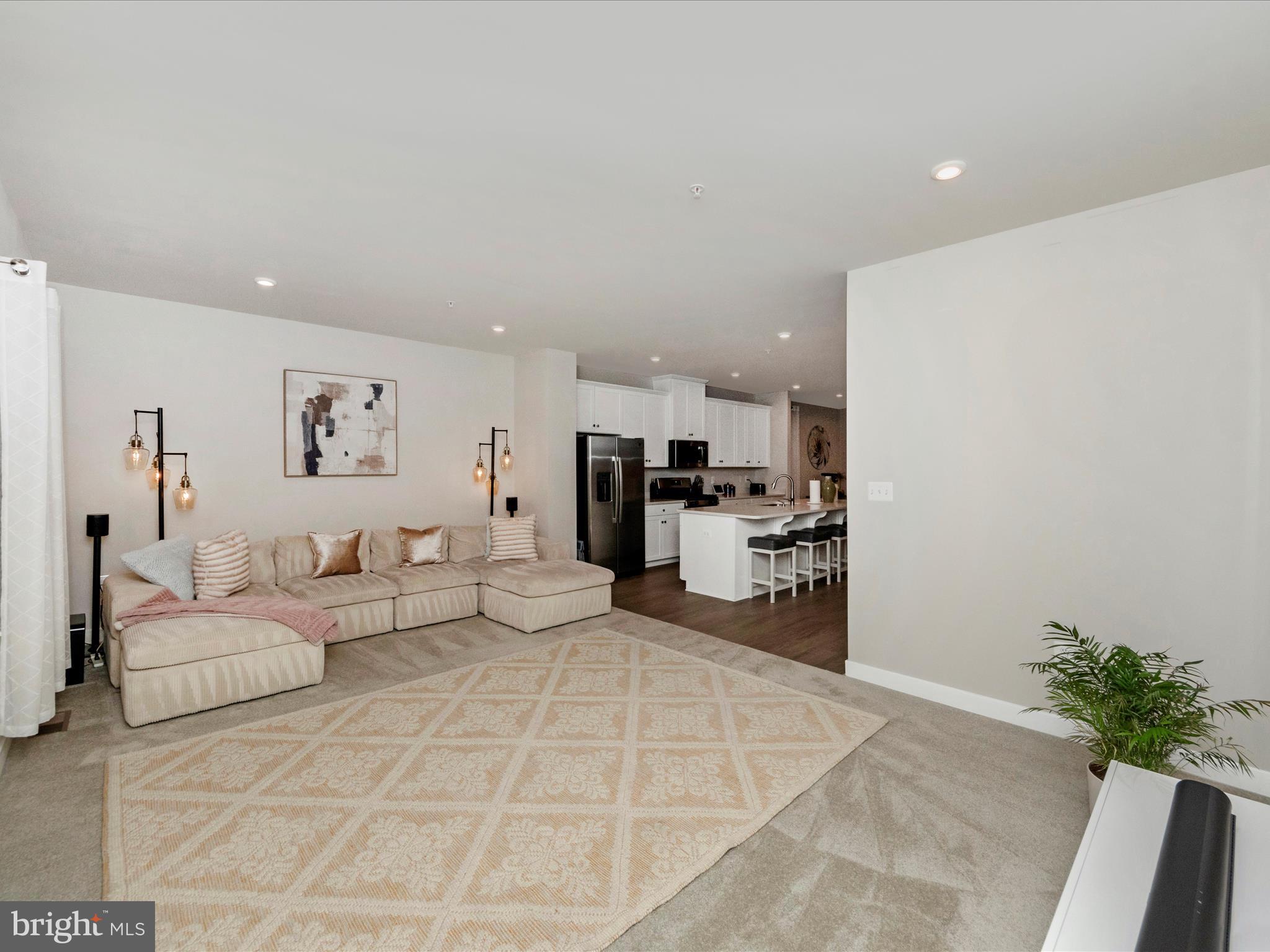 WESTSIDE - Residential