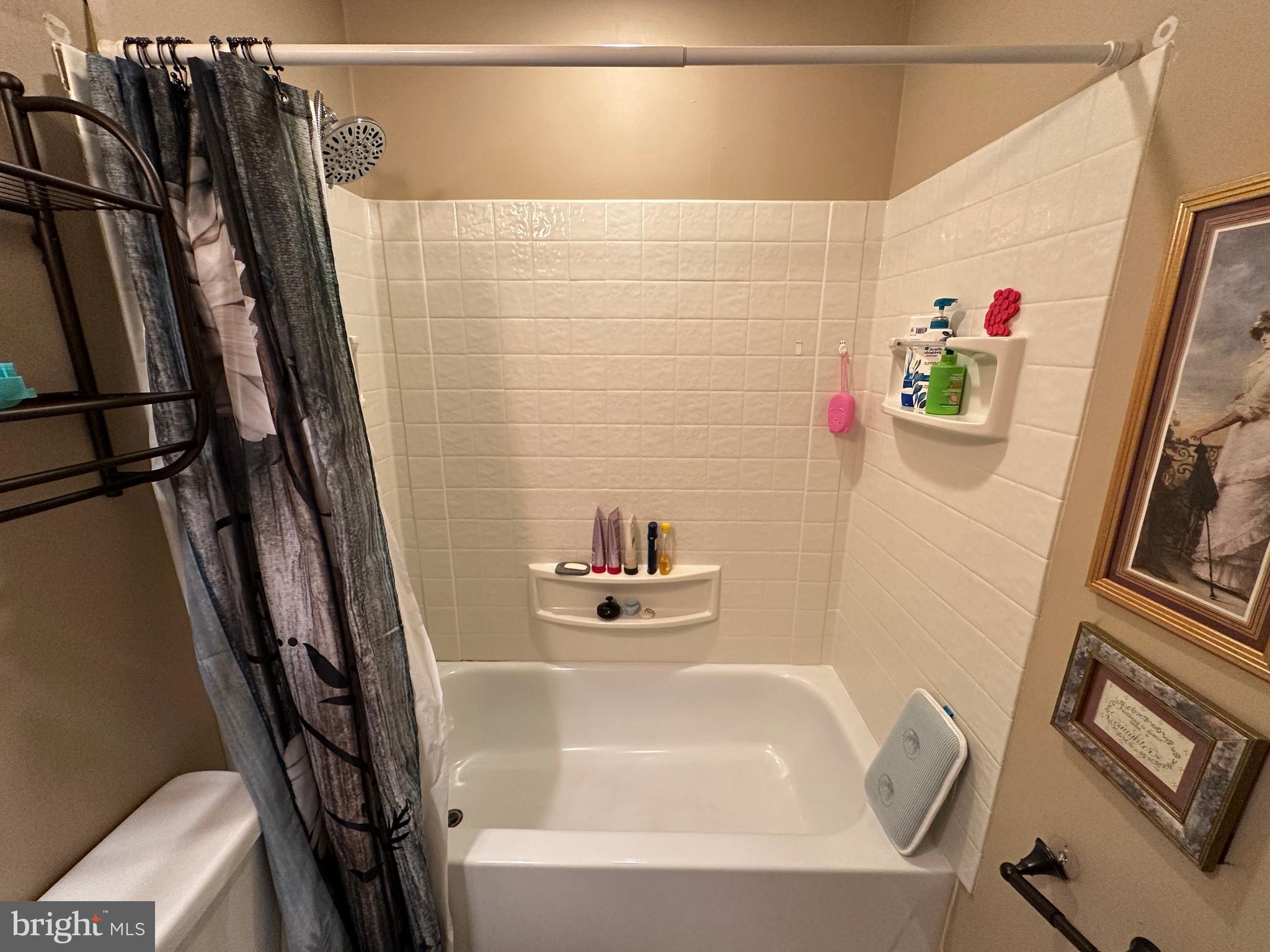 BERKELEY MANOR - Residential