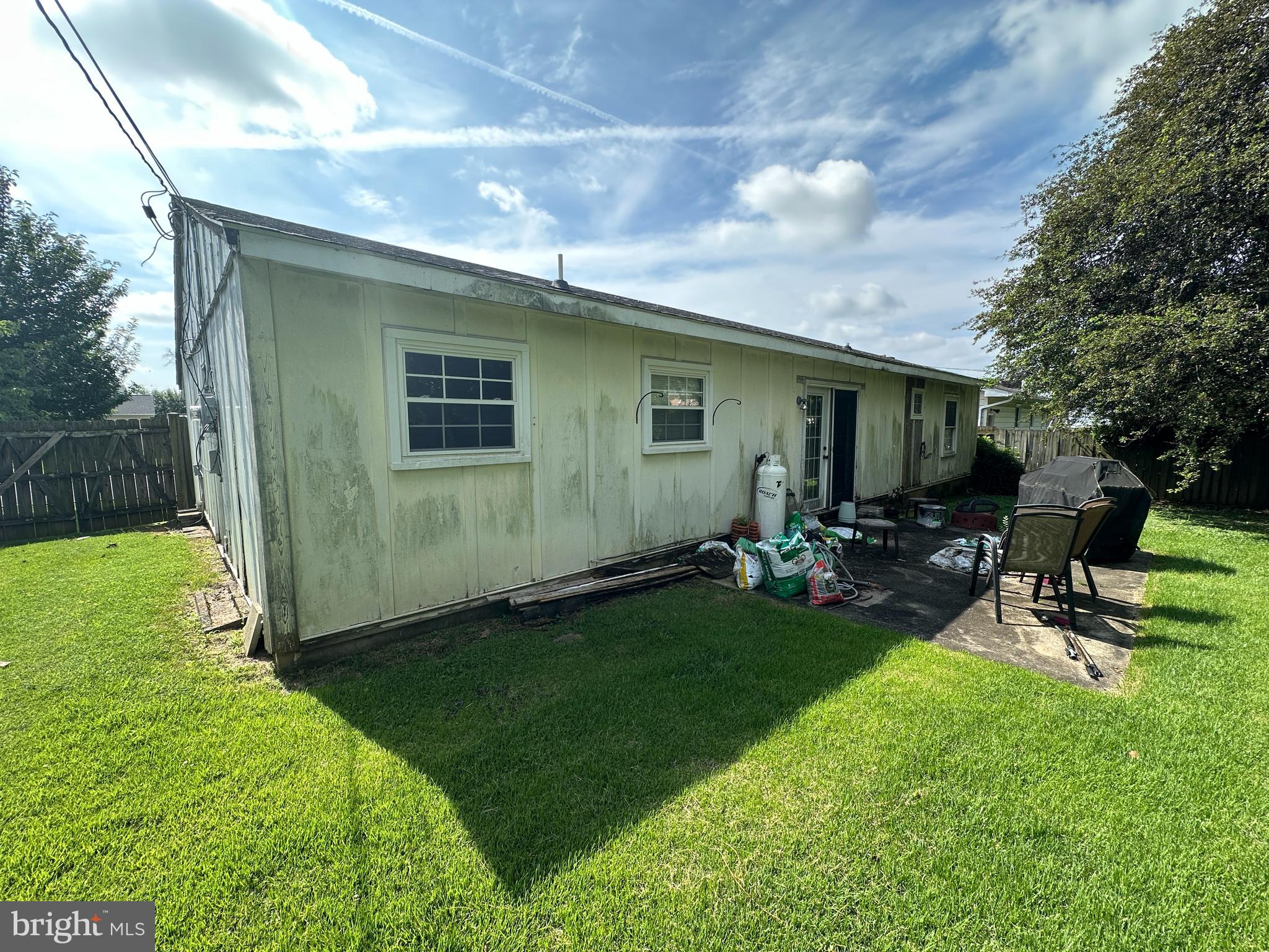 BERKELEY MANOR - Residential