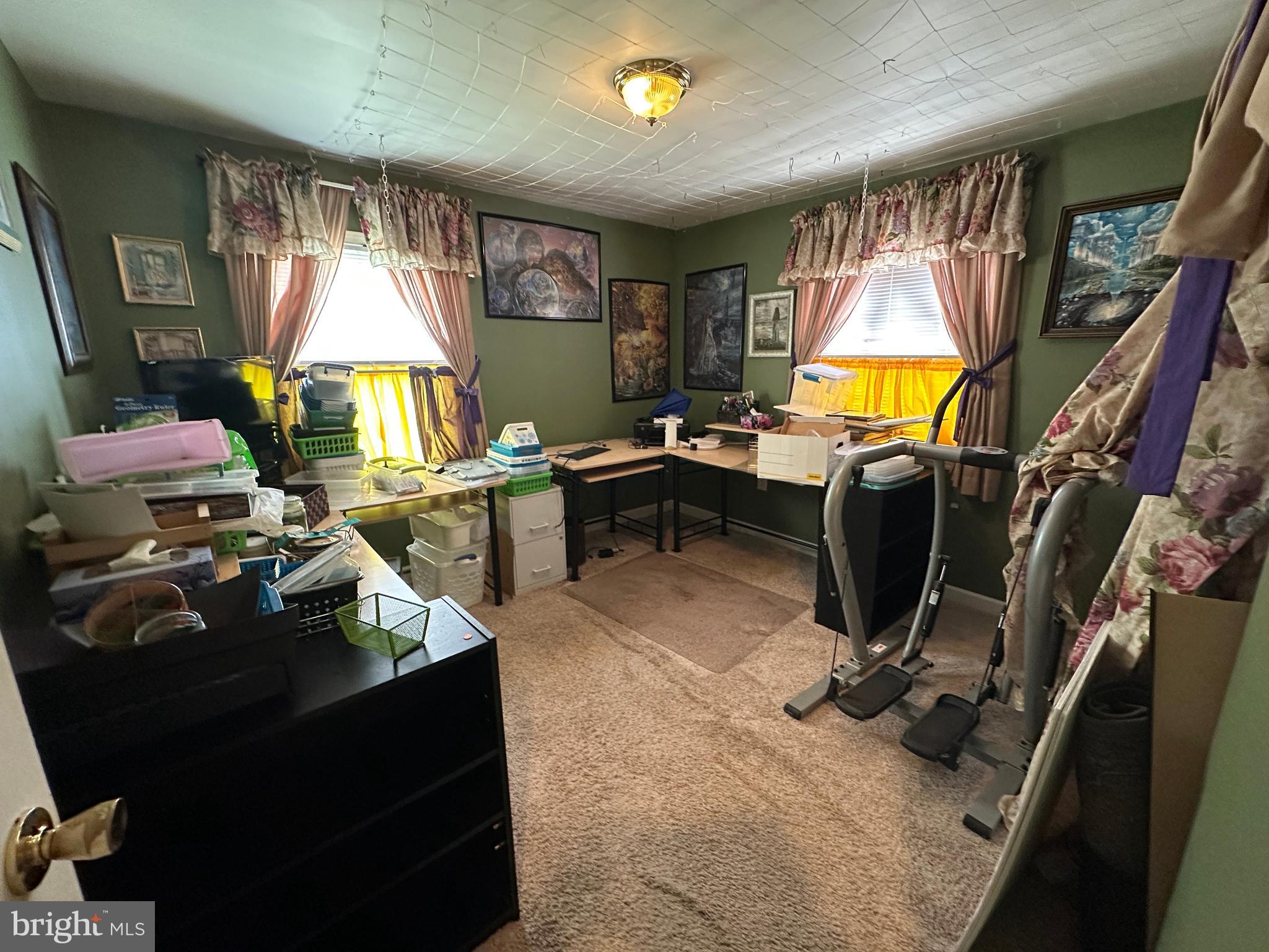 BERKELEY MANOR - Residential