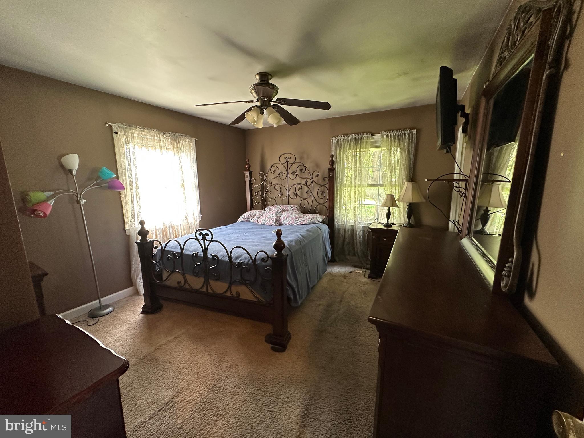 BERKELEY MANOR - Residential