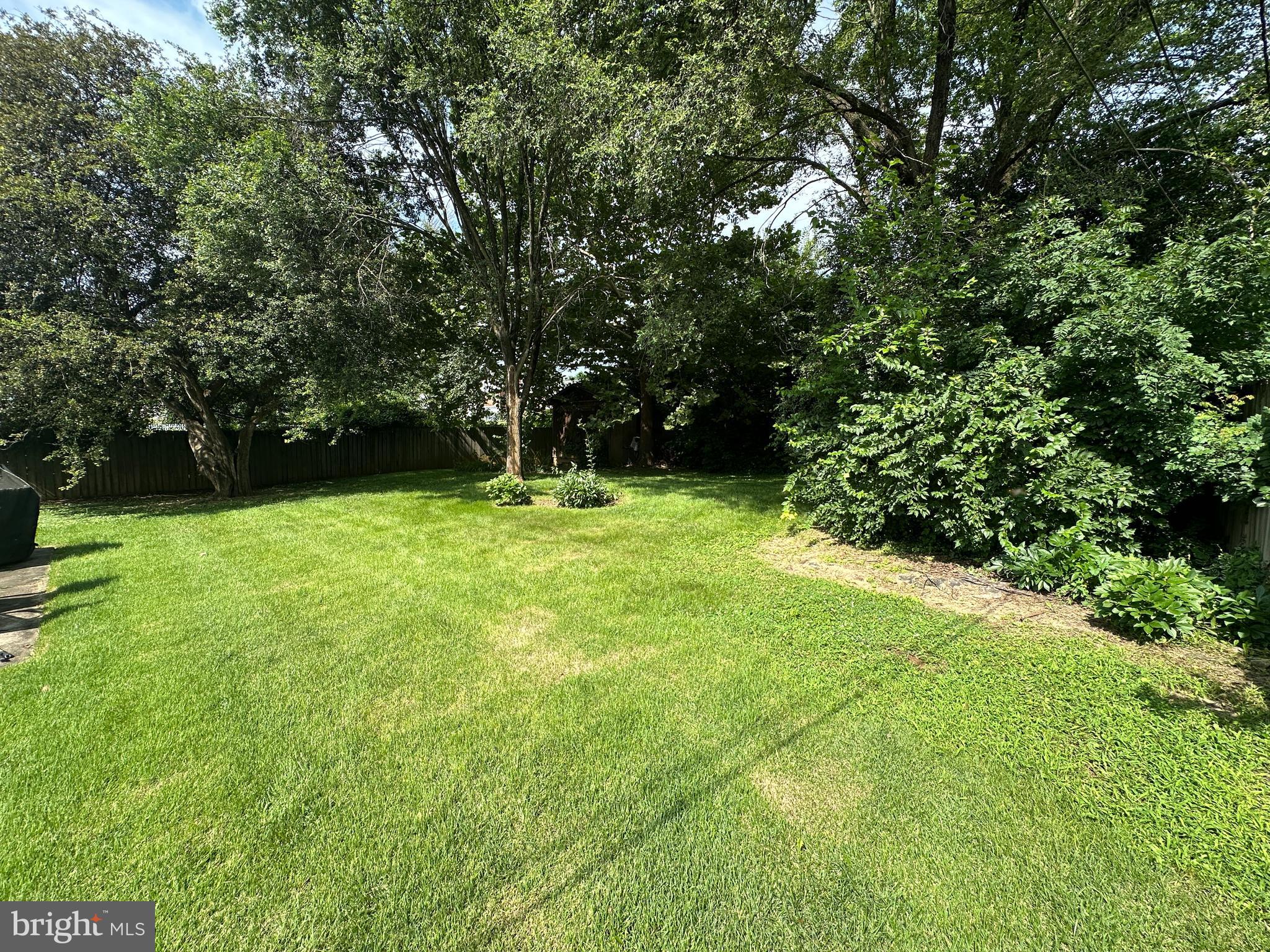 BERKELEY MANOR - Residential