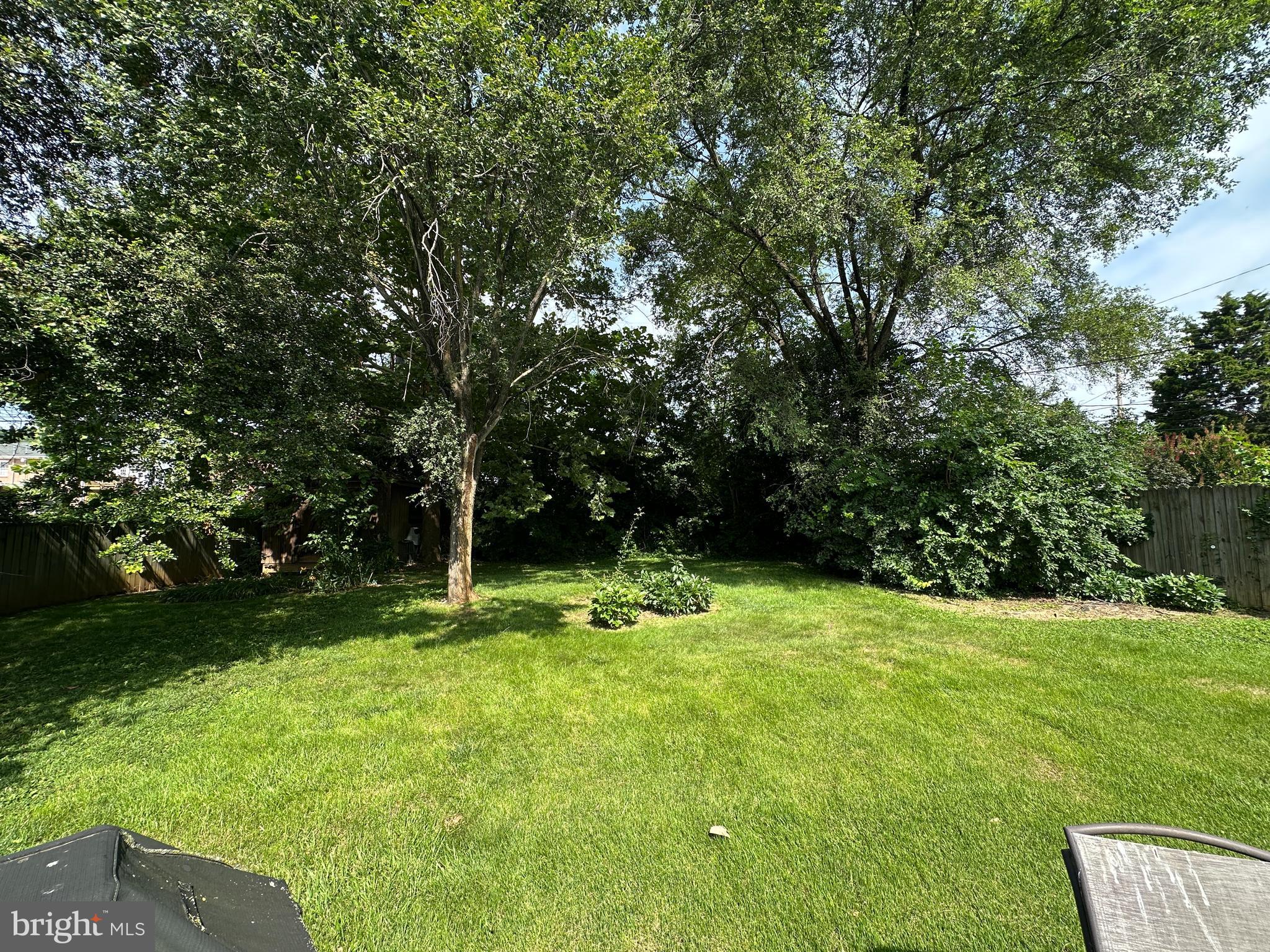 BERKELEY MANOR - Residential