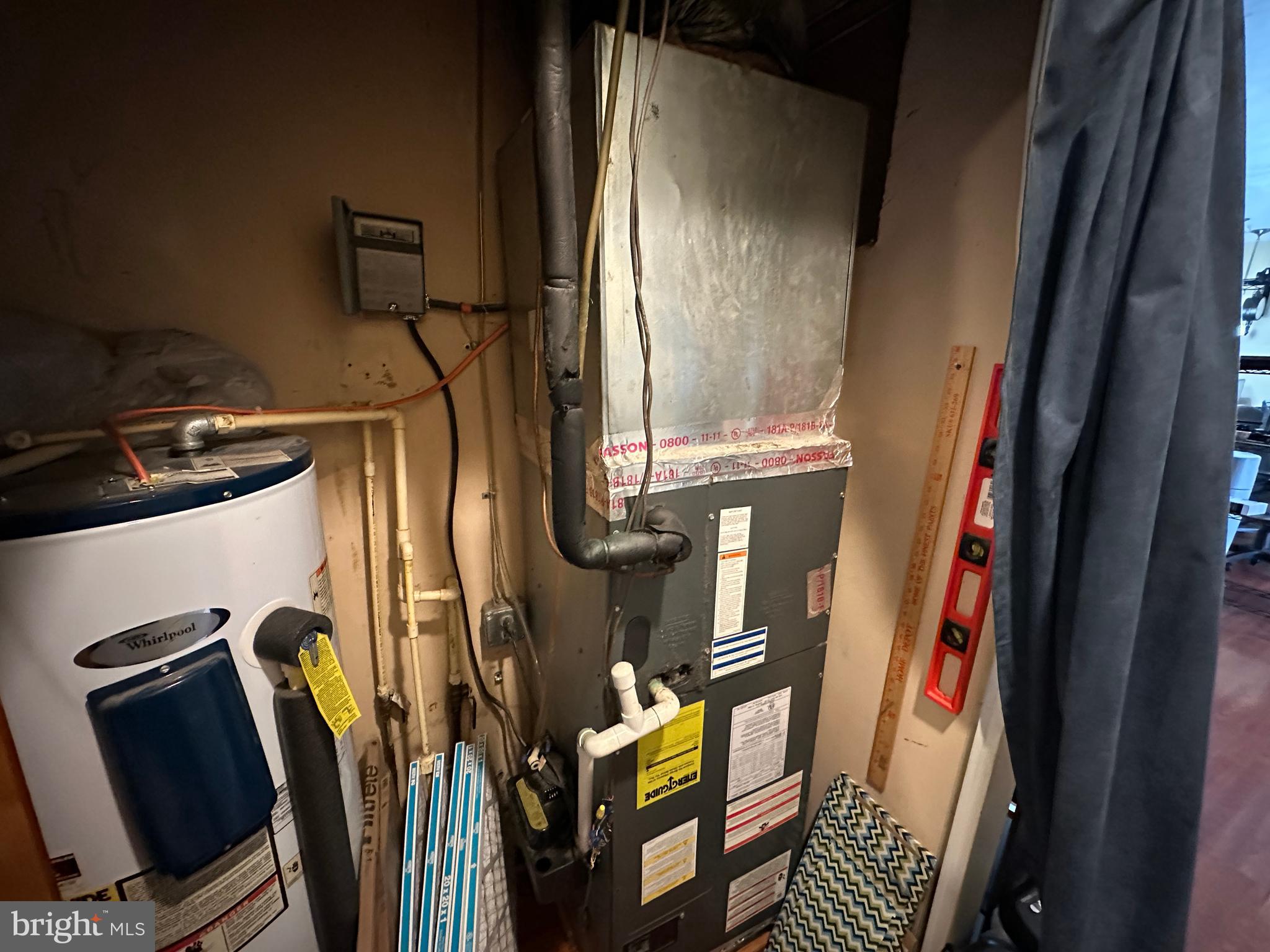 BERKELEY MANOR - Residential