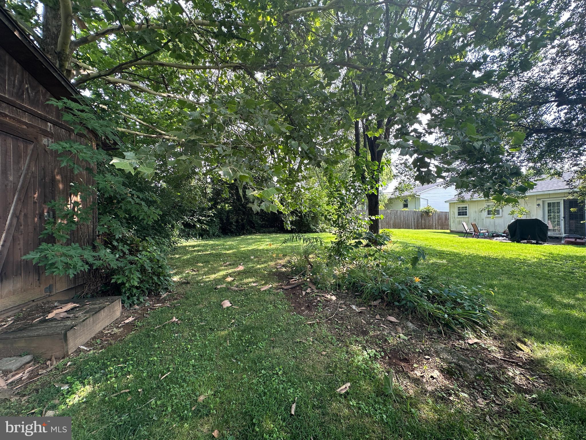 BERKELEY MANOR - Residential