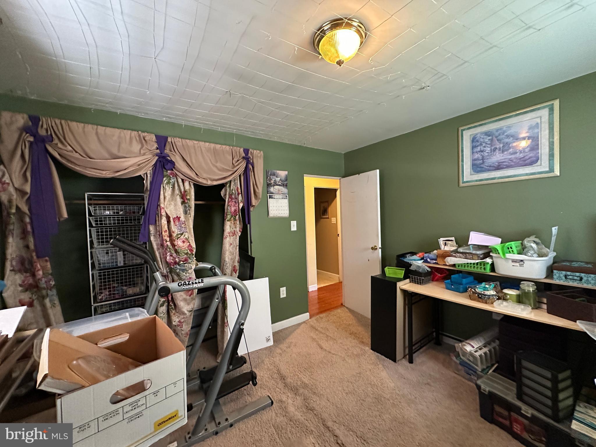 BERKELEY MANOR - Residential