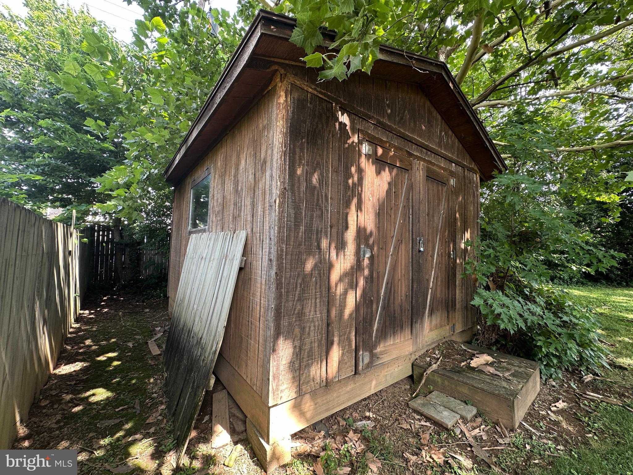 BERKELEY MANOR - Residential