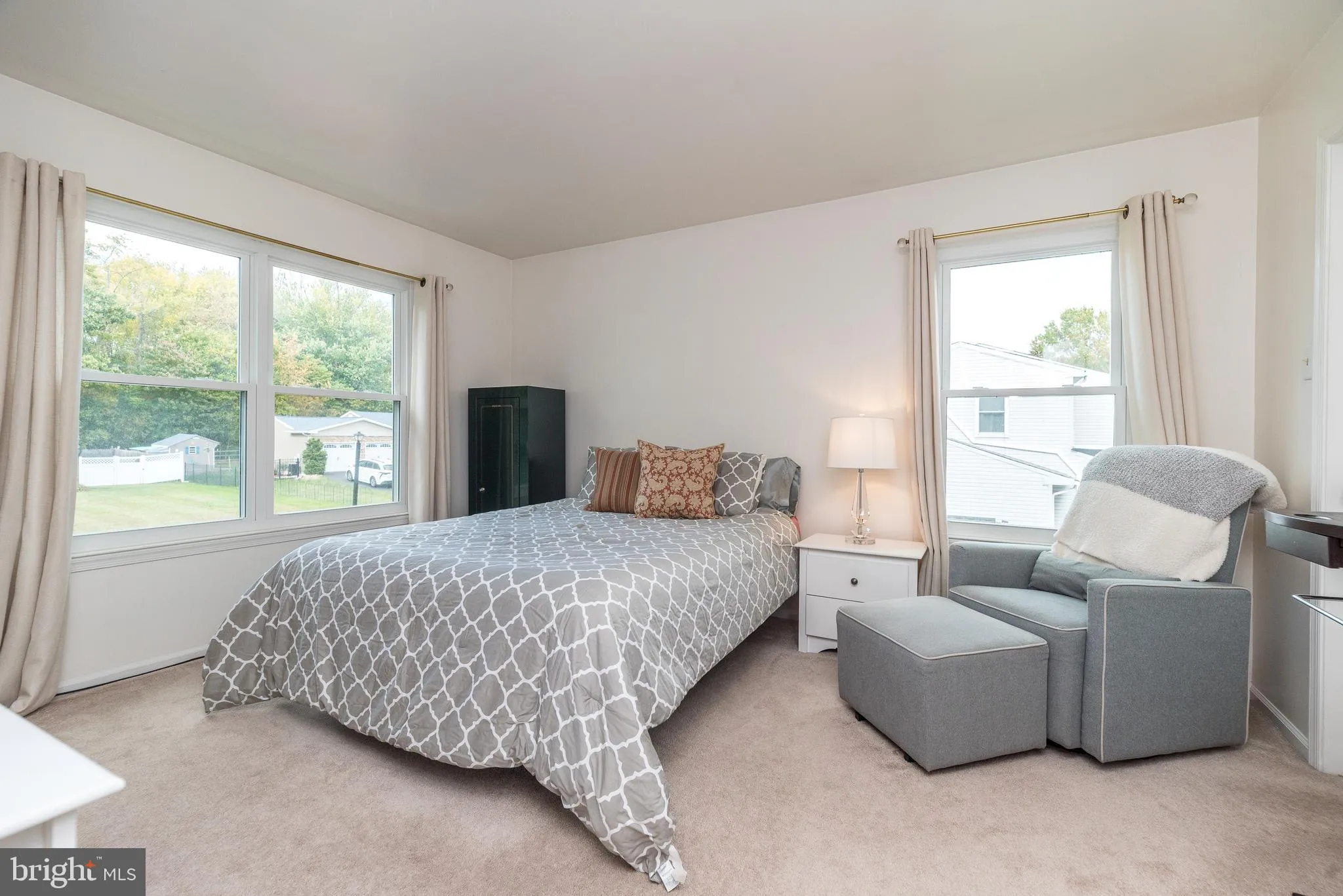 Jamison, Pennsylvania 18929, United States, 4 Bedrooms Bedrooms, ,3 BathroomsBathrooms,Residential,Active,226427