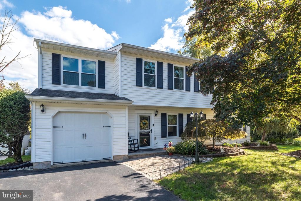 Photo of 1877 Brook Lane, JAMISON, PA 18929 (MLS # PABU2107422)