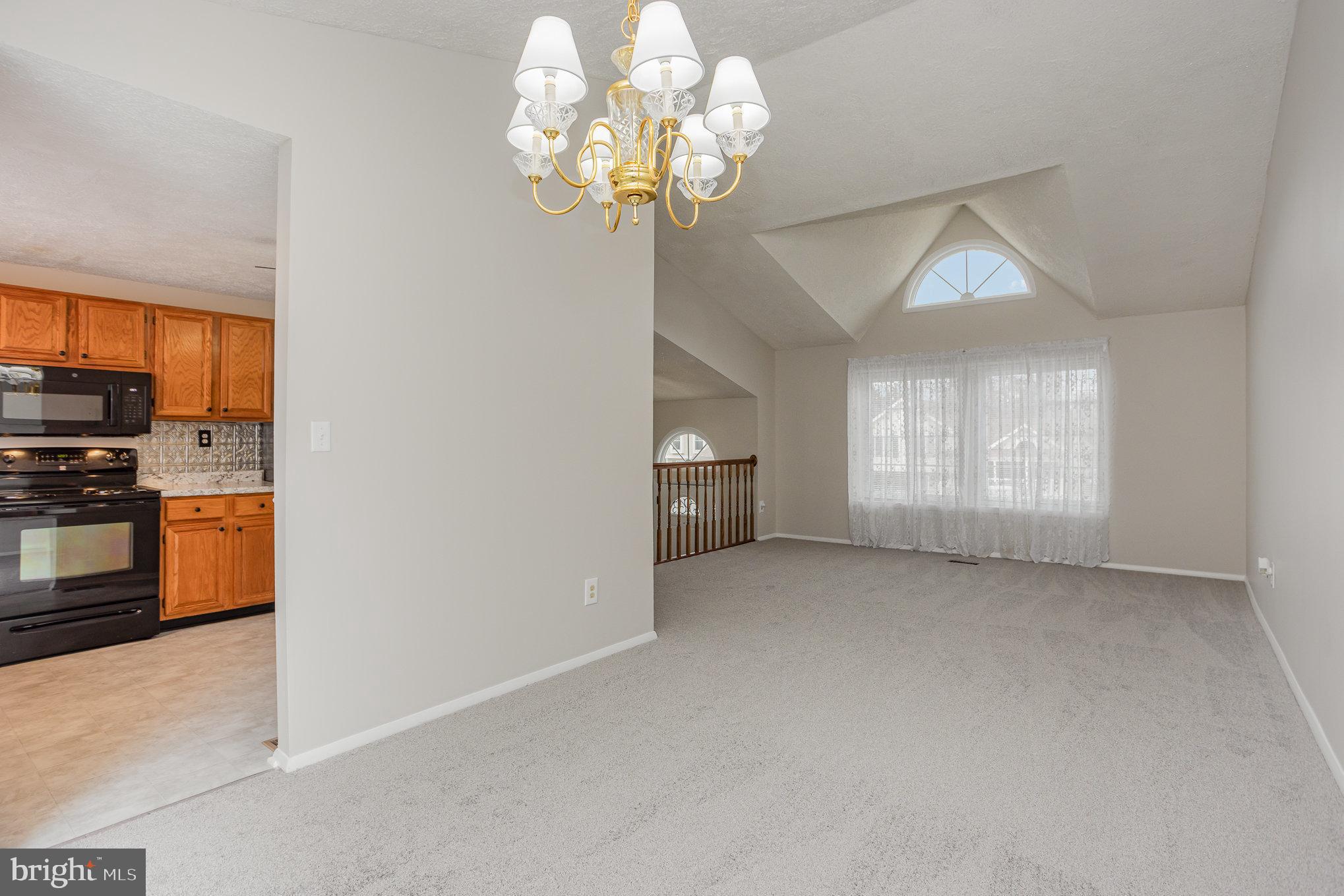 LAUREL VALLEY - Residential