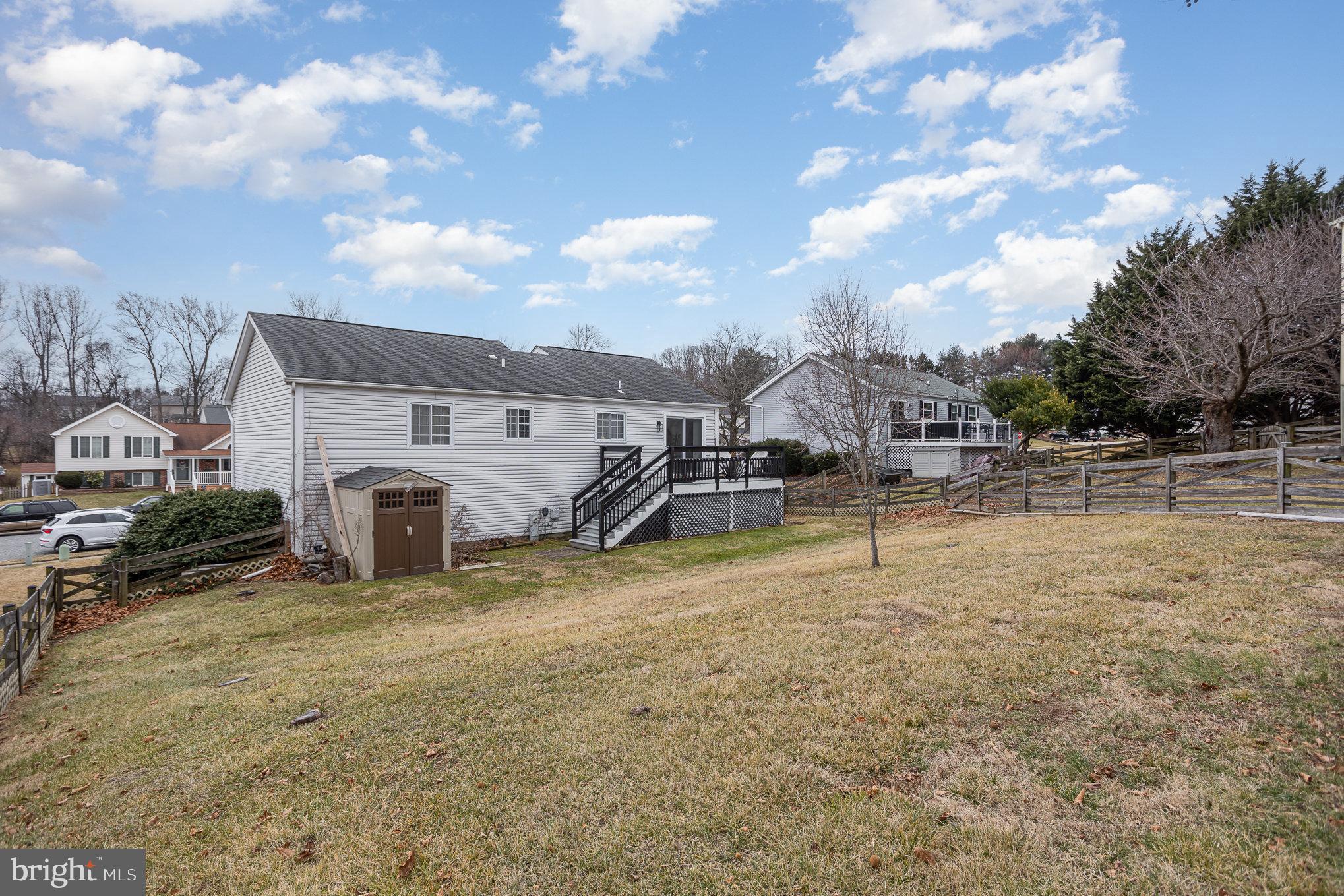 LAUREL VALLEY - Residential