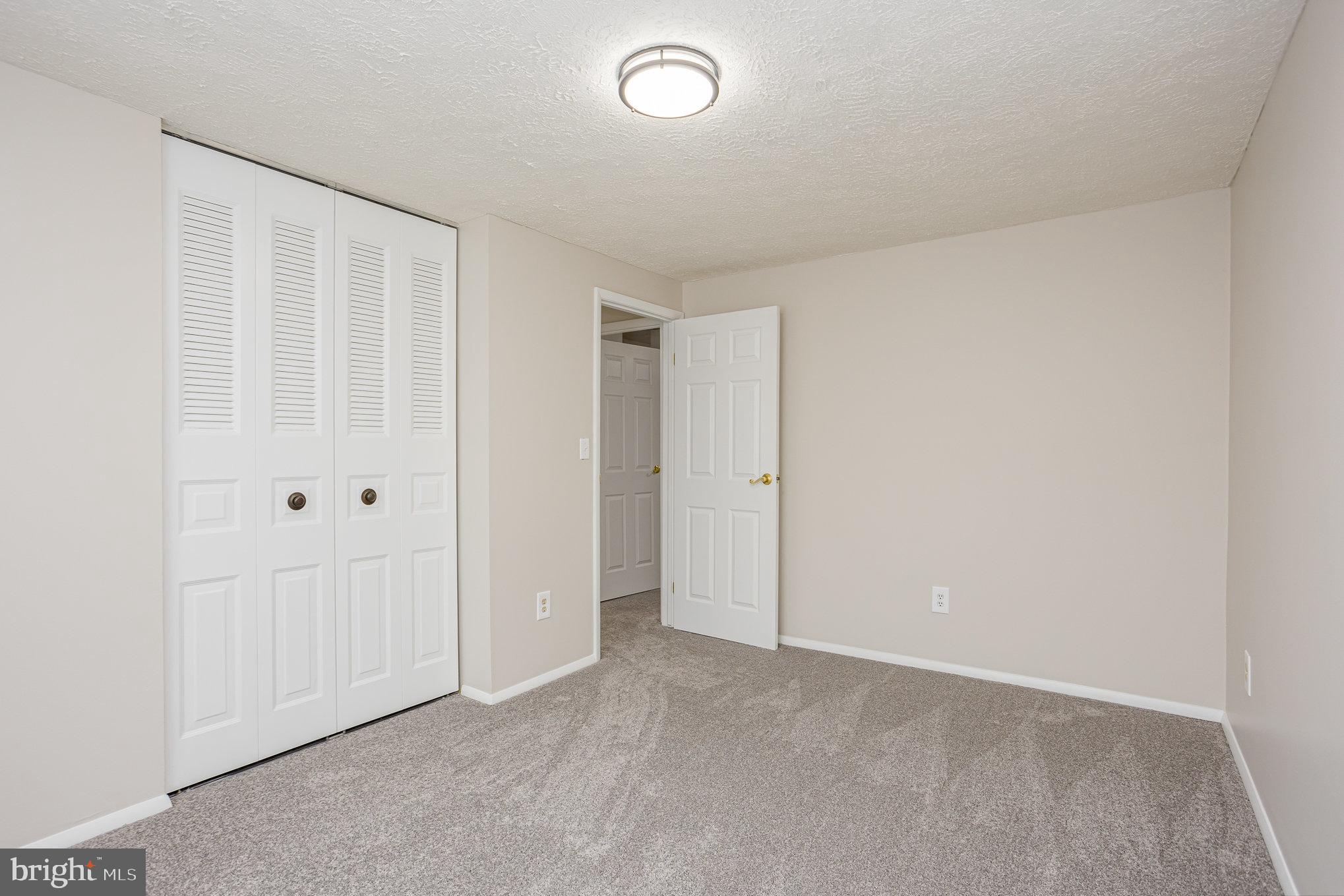 LAUREL VALLEY - Residential