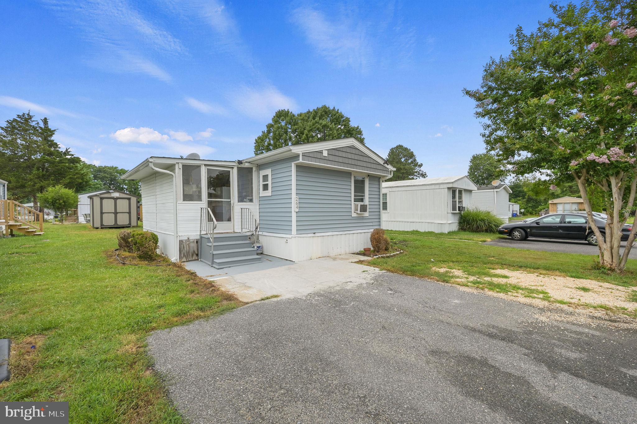 264 SCOTCH PINE DRIVE 264