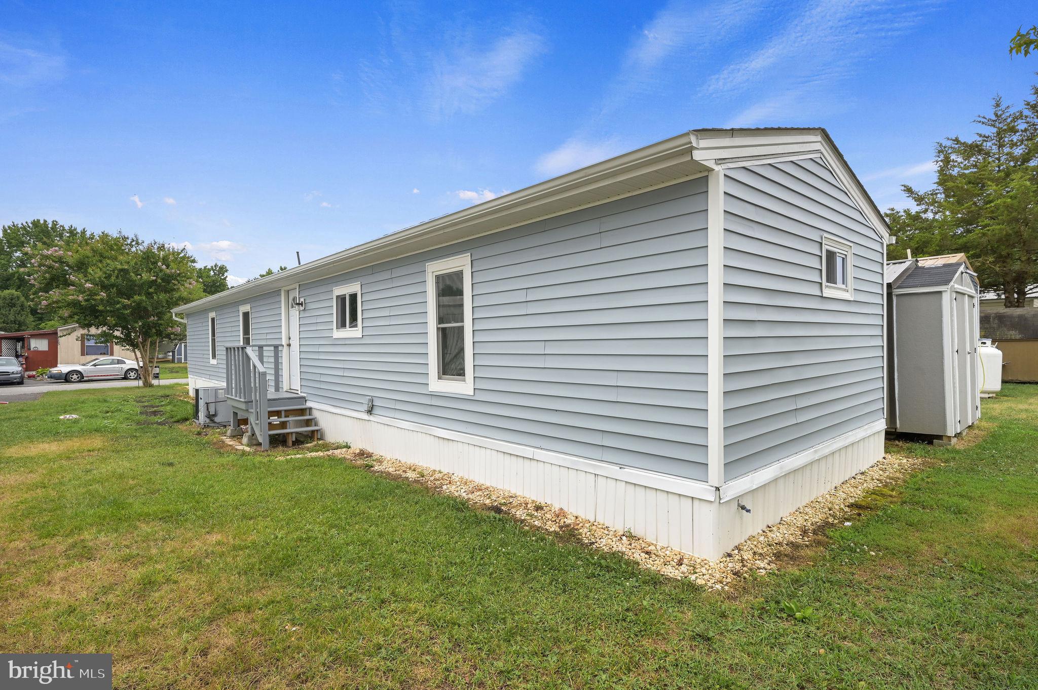 264 SCOTCH PINE DRIVE 264
