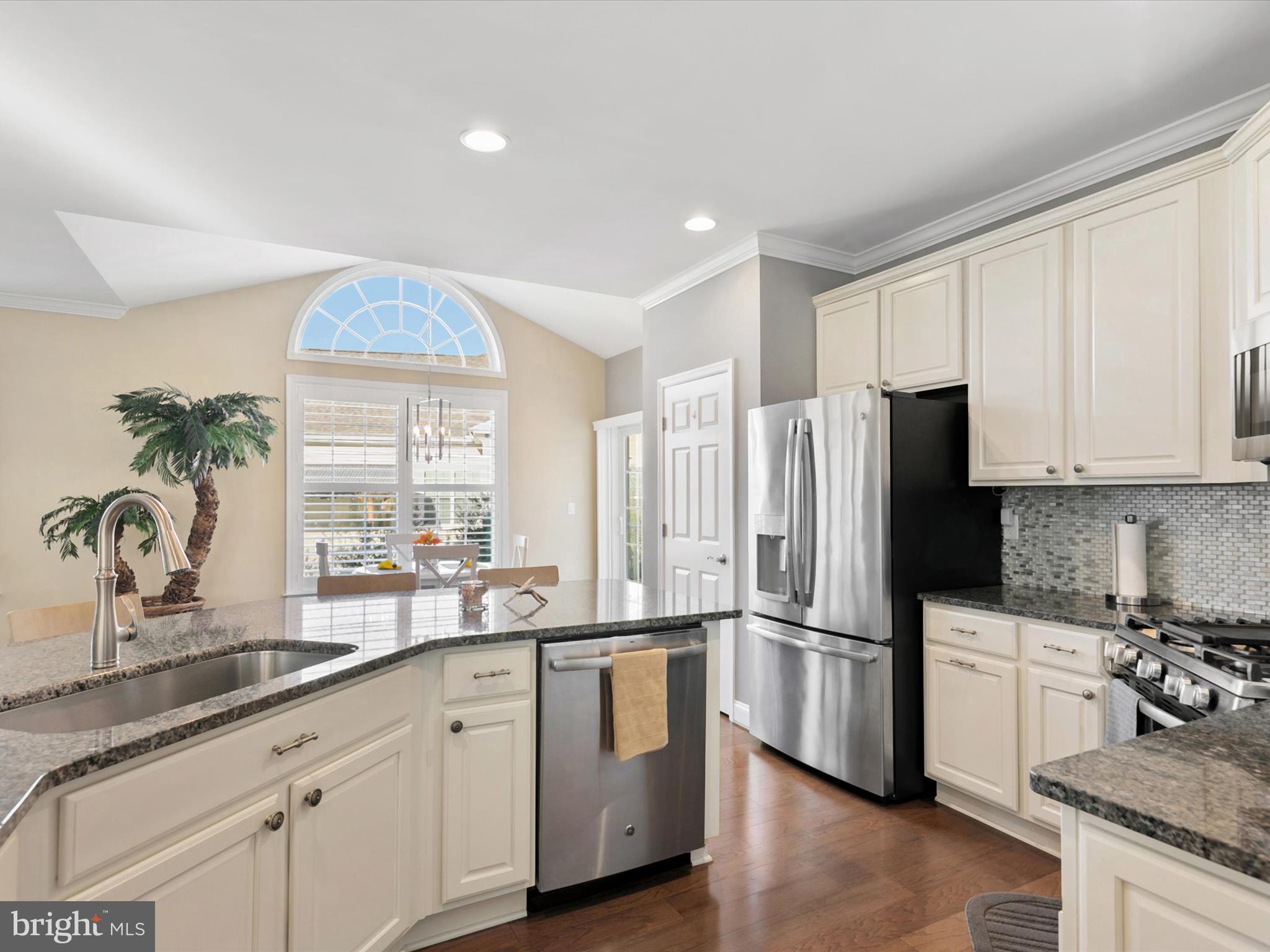 LIGHTHOUSE CROSSING - Residential