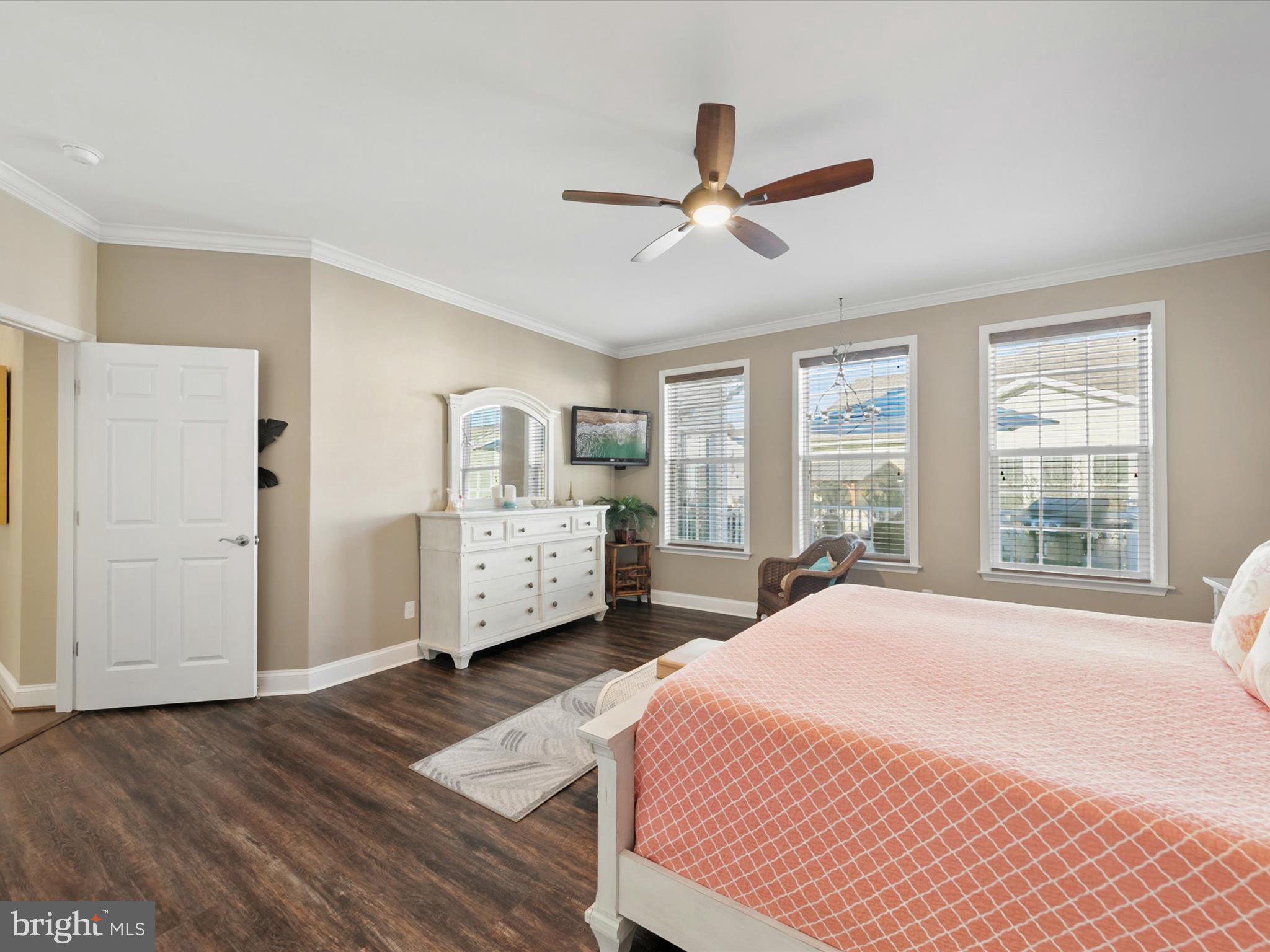 LIGHTHOUSE CROSSING - Residential