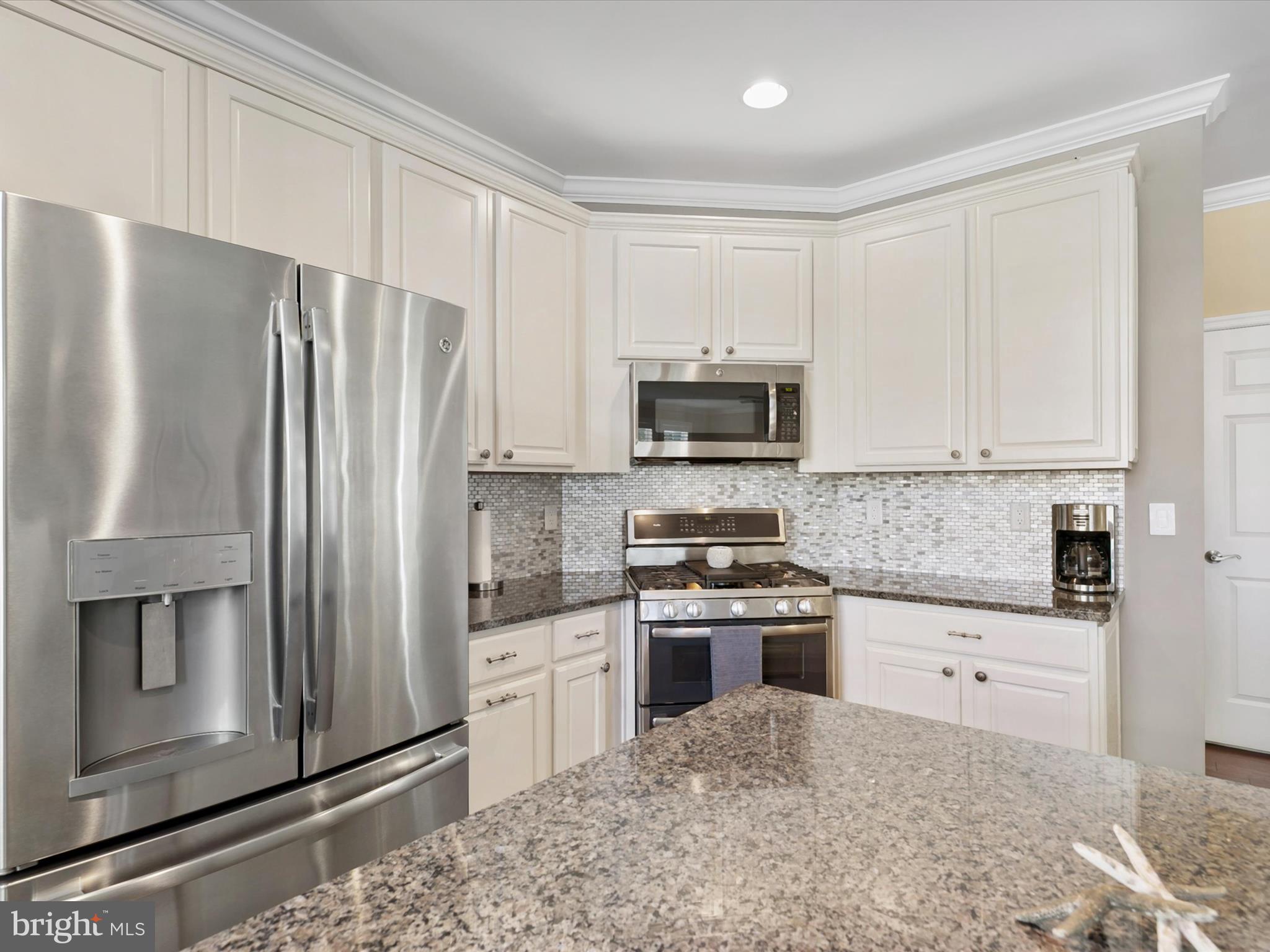 LIGHTHOUSE CROSSING - Residential