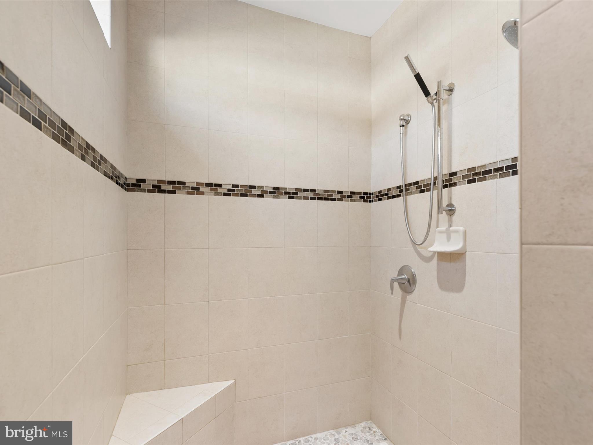 LIGHTHOUSE CROSSING - Residential