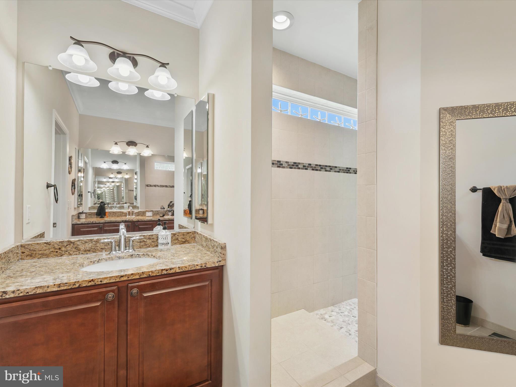 LIGHTHOUSE CROSSING - Residential