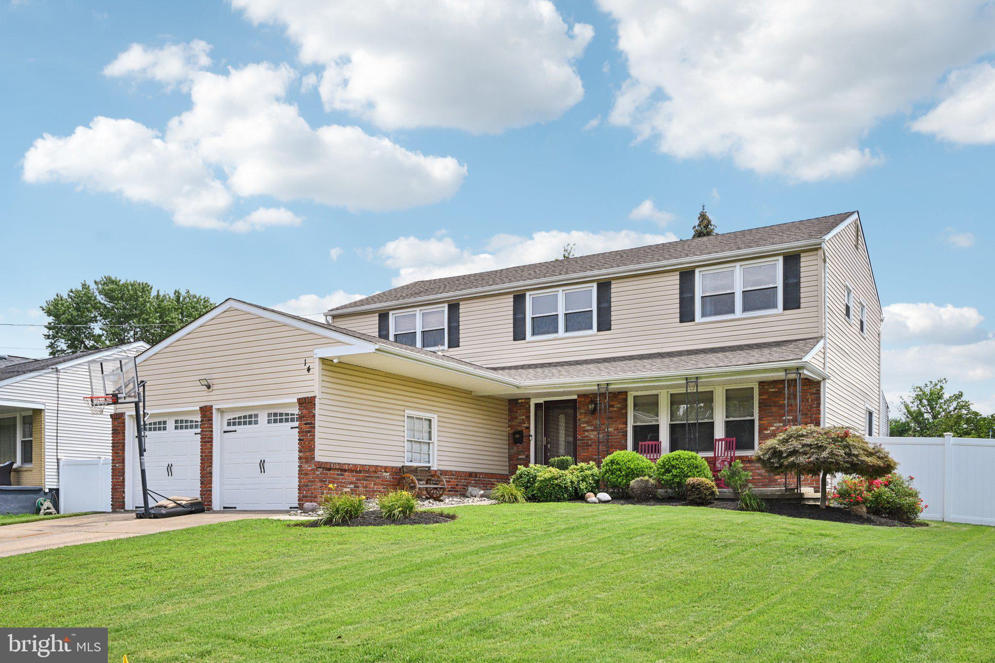 14 N SYRACUSE DRIVE