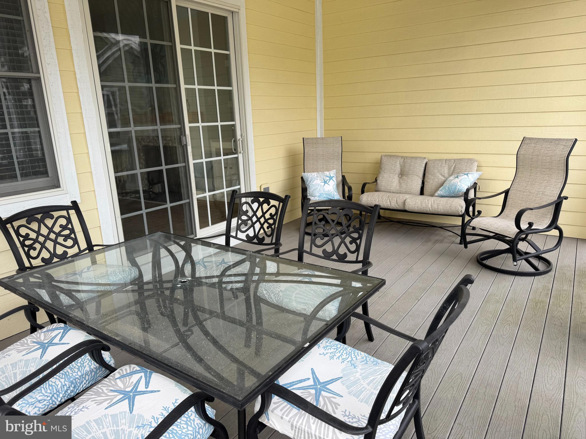 BAYSIDE - Residential