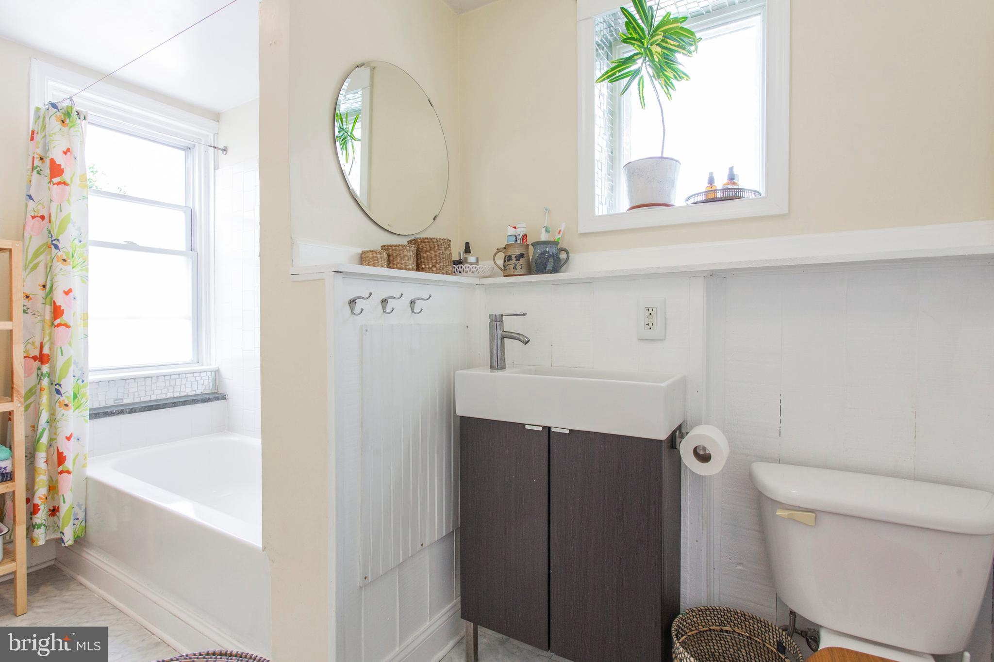 DICKINSON NARROWS - Residential