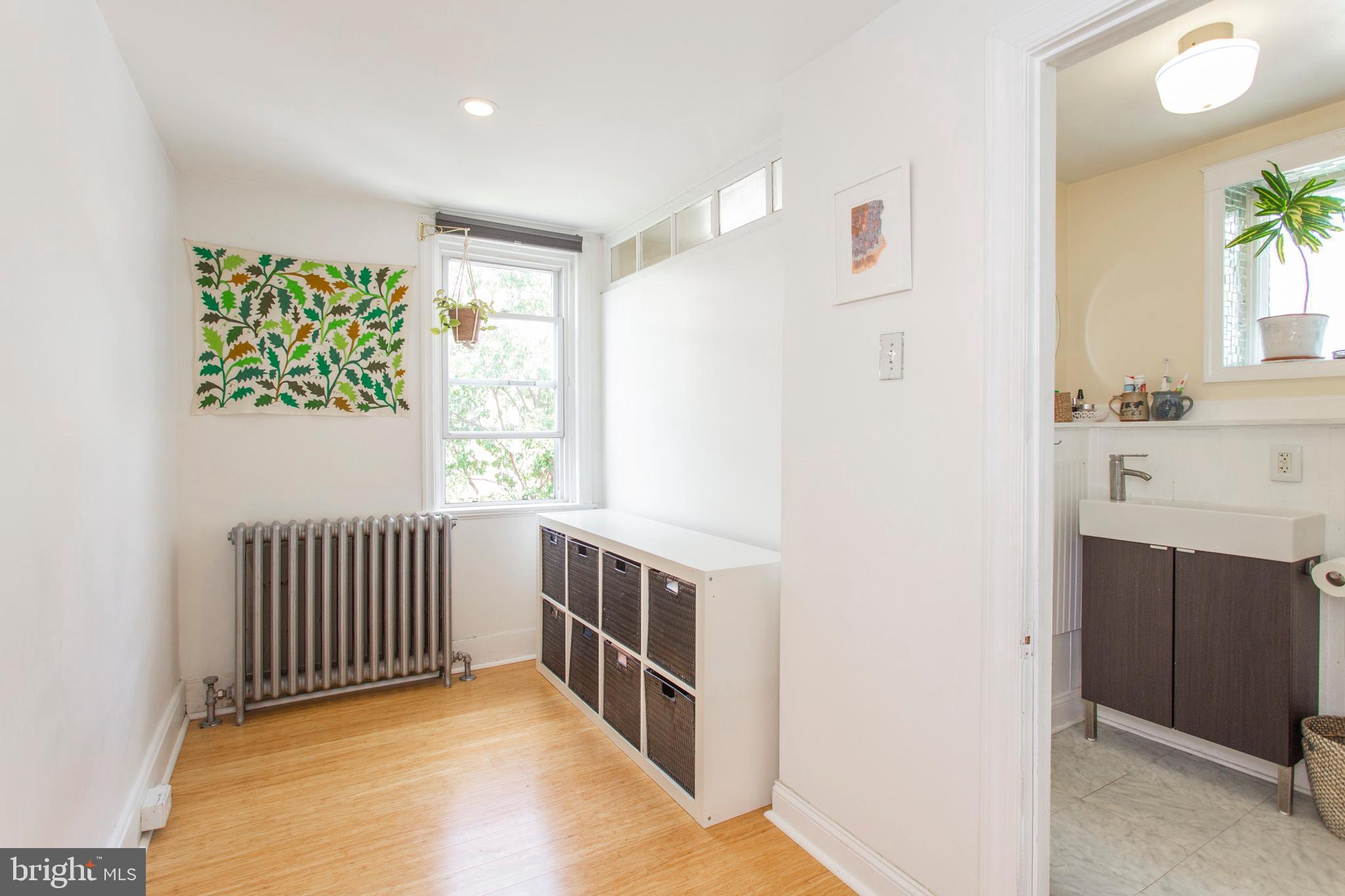 DICKINSON NARROWS - Residential