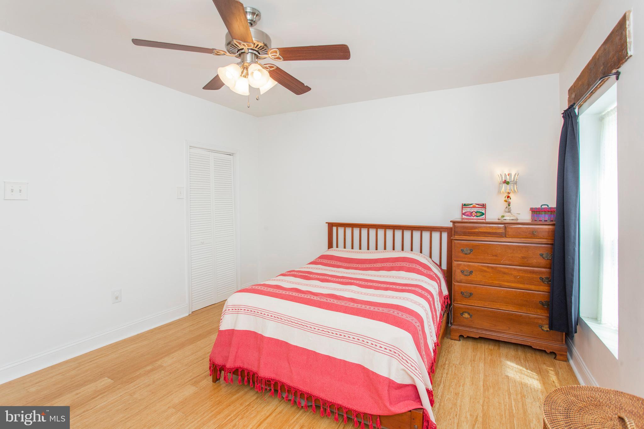 DICKINSON NARROWS - Residential