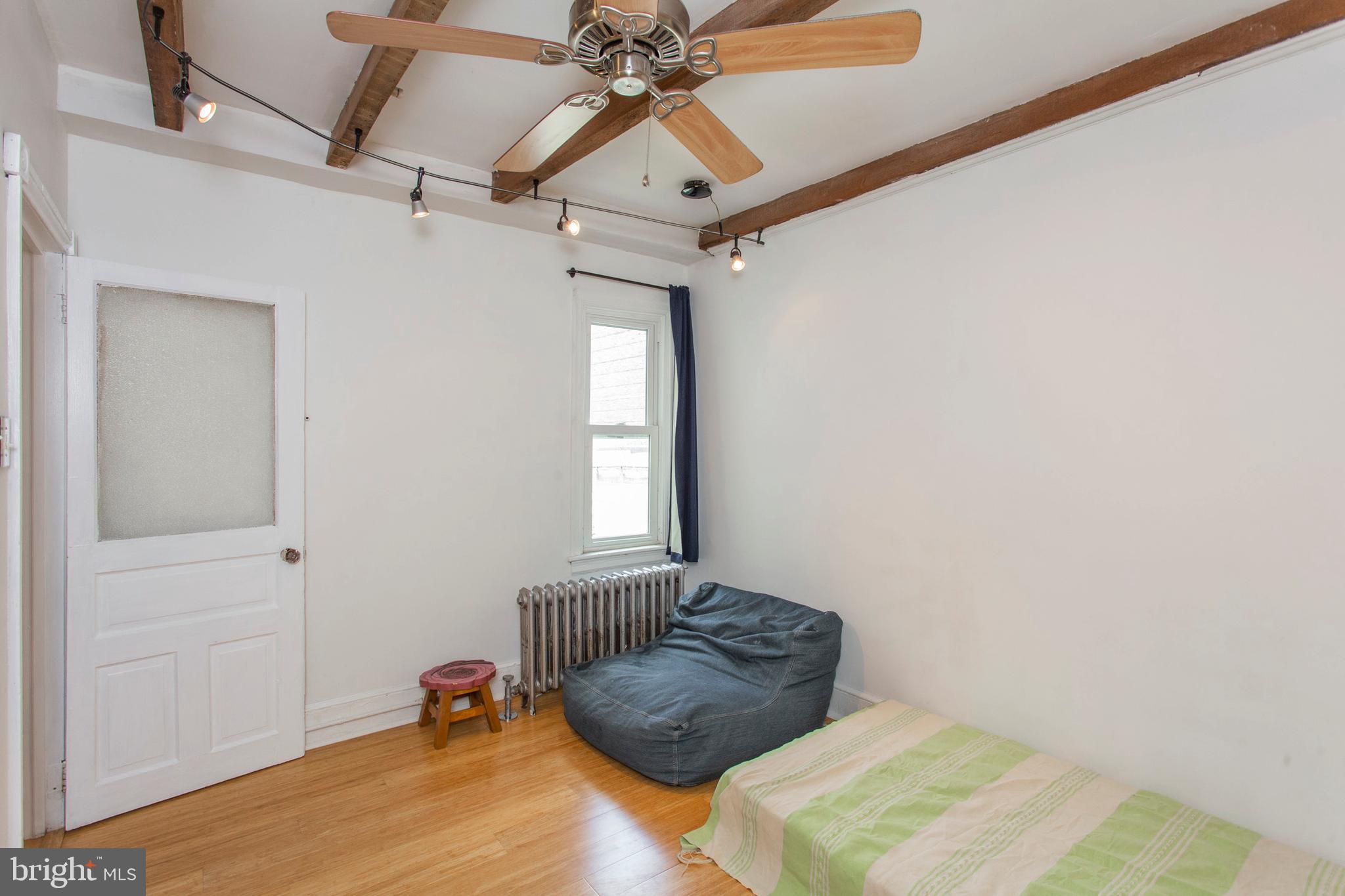 DICKINSON NARROWS - Residential