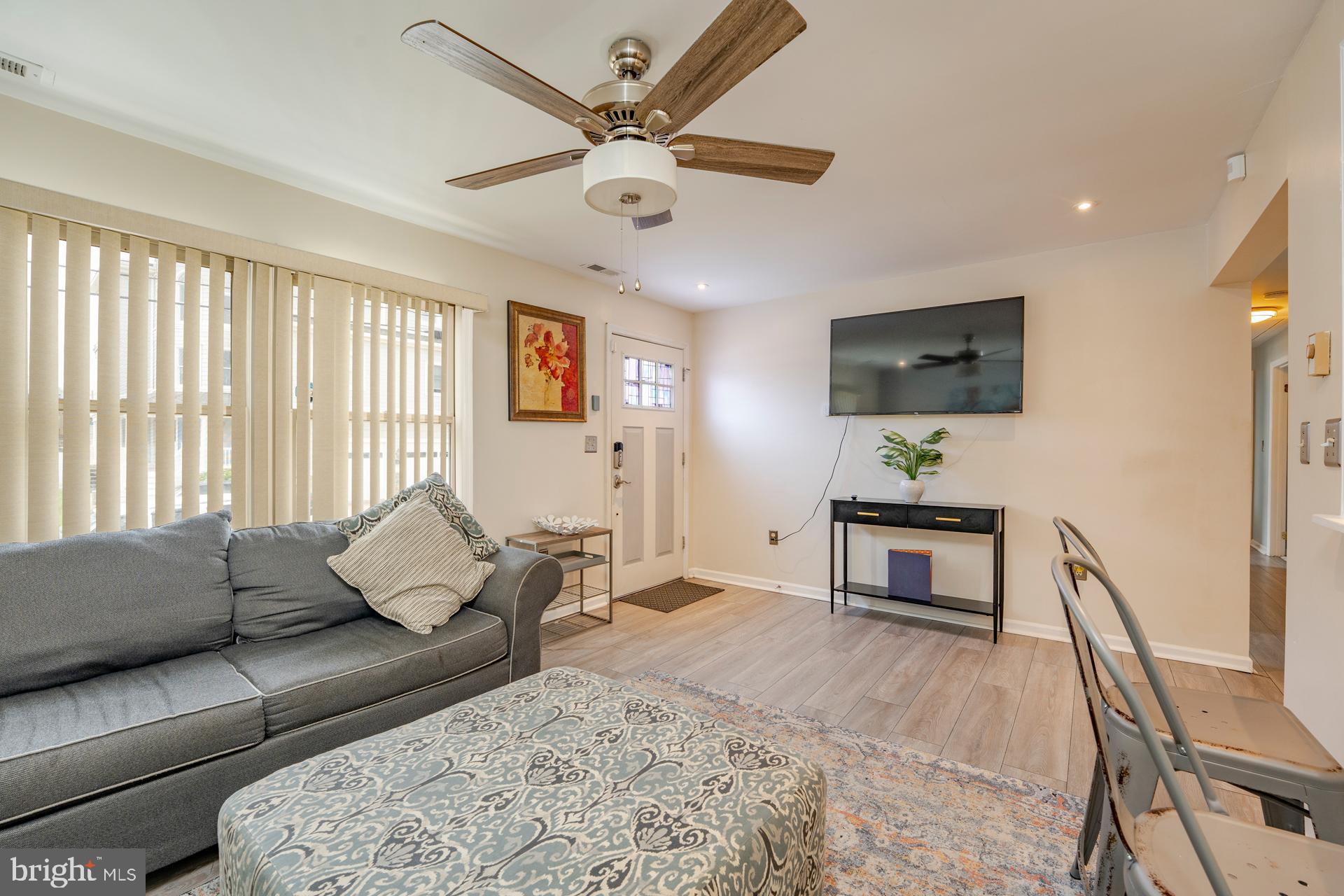 545 N CONNECTICUT AVENUE