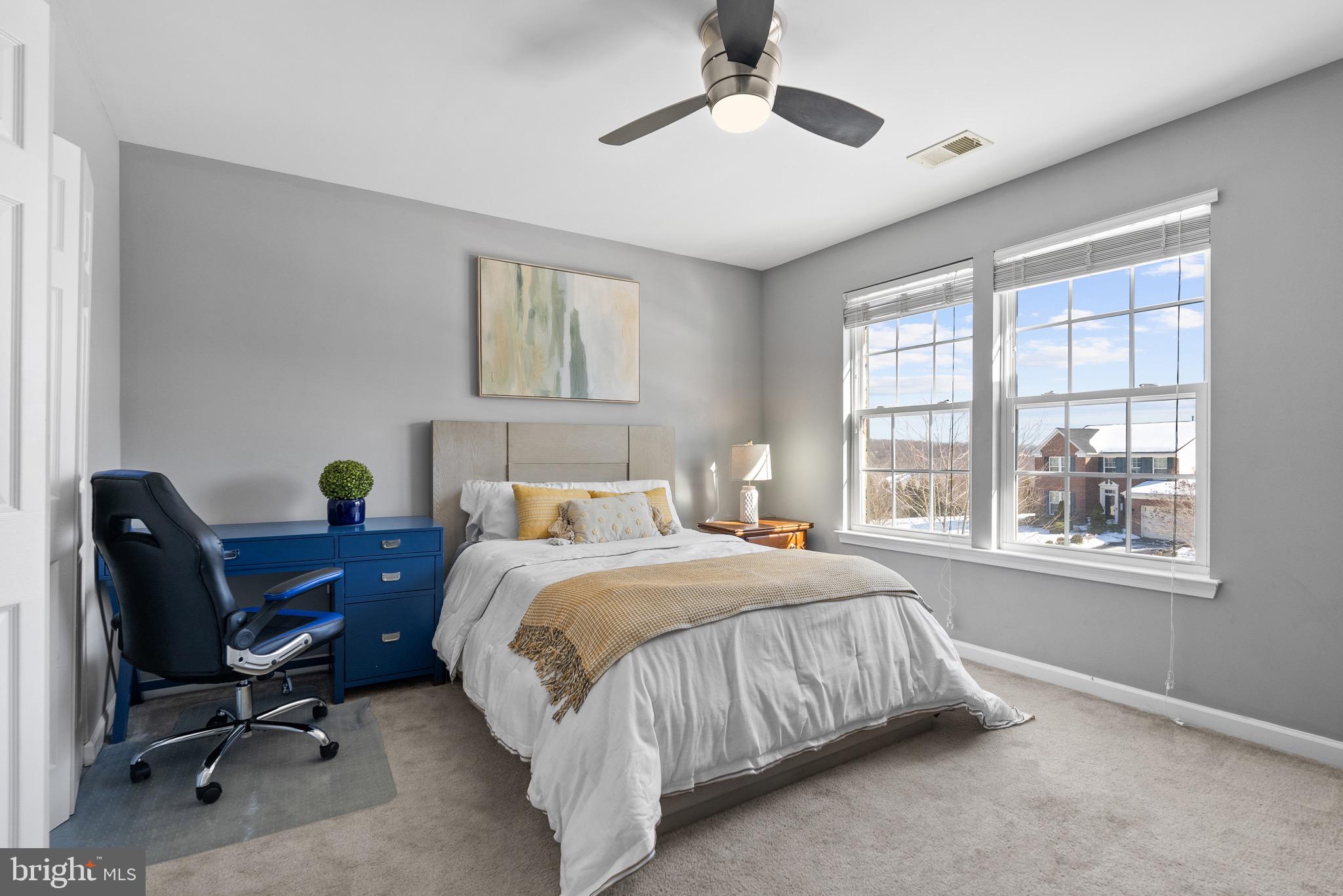 VISTAS AT GALLAHAN - Residential