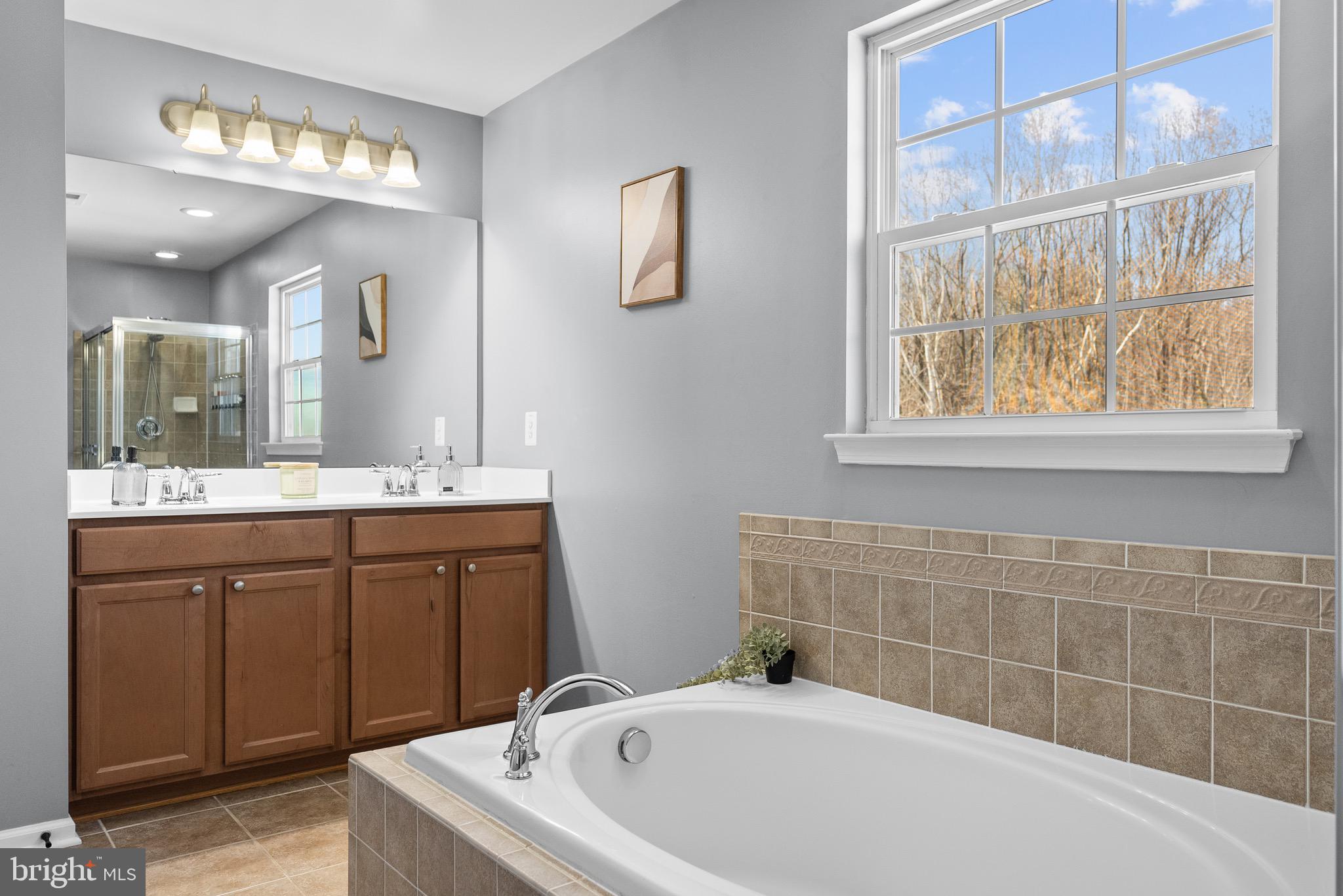 VISTAS AT GALLAHAN - Residential