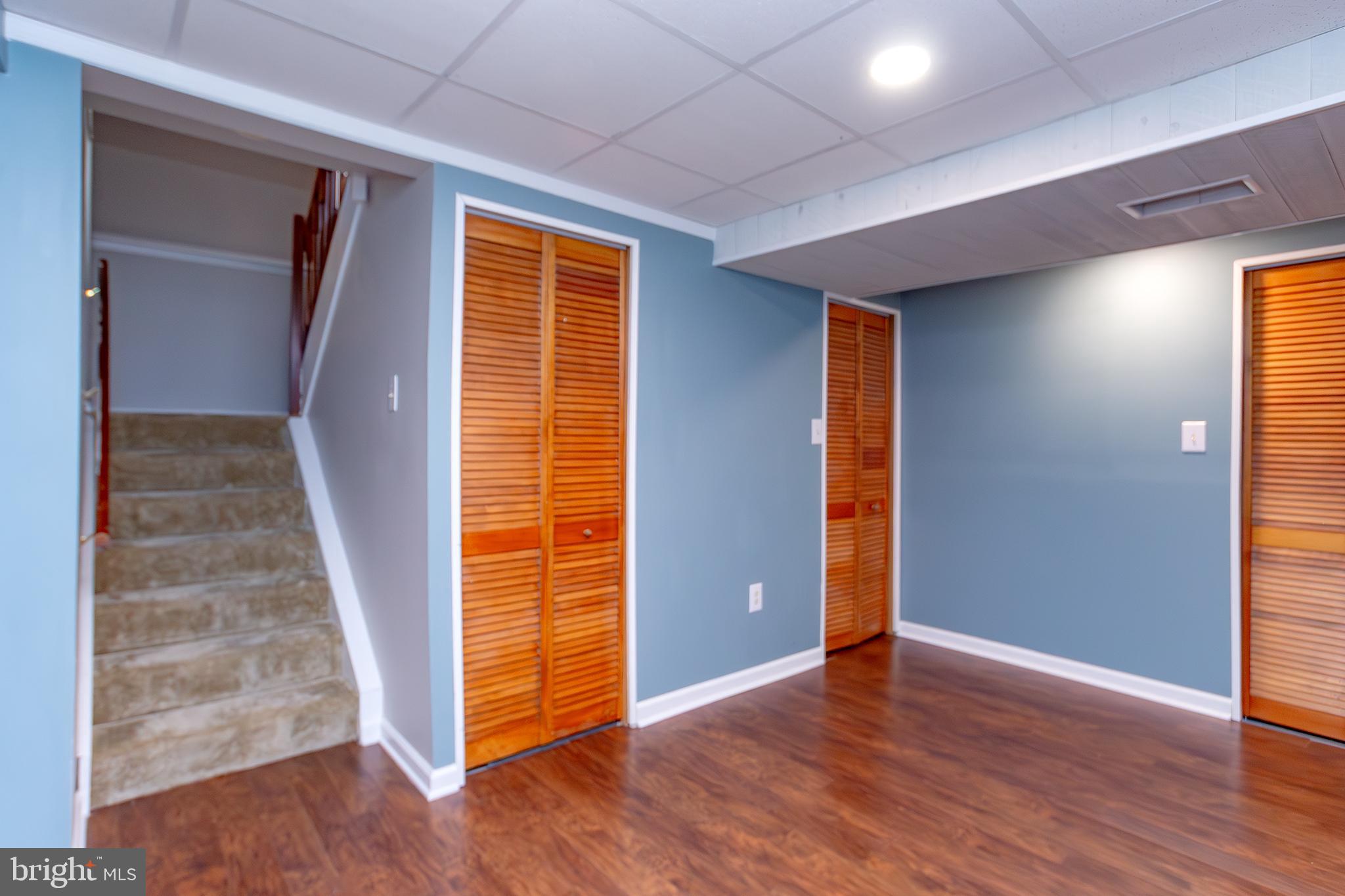 PINEDALE WOODS - Residential