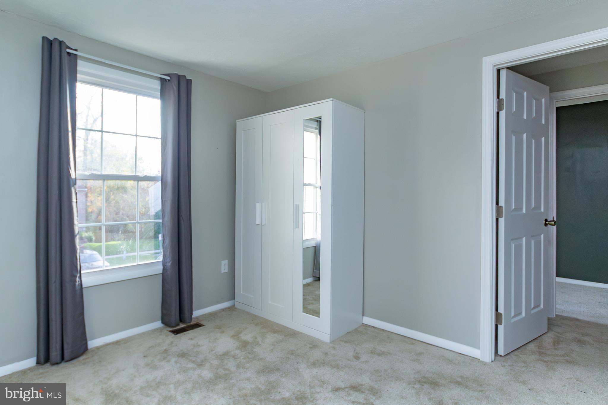 PINEDALE WOODS - Residential