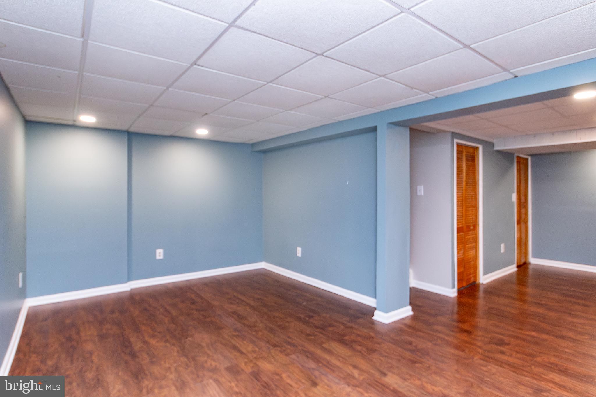 PINEDALE WOODS - Residential