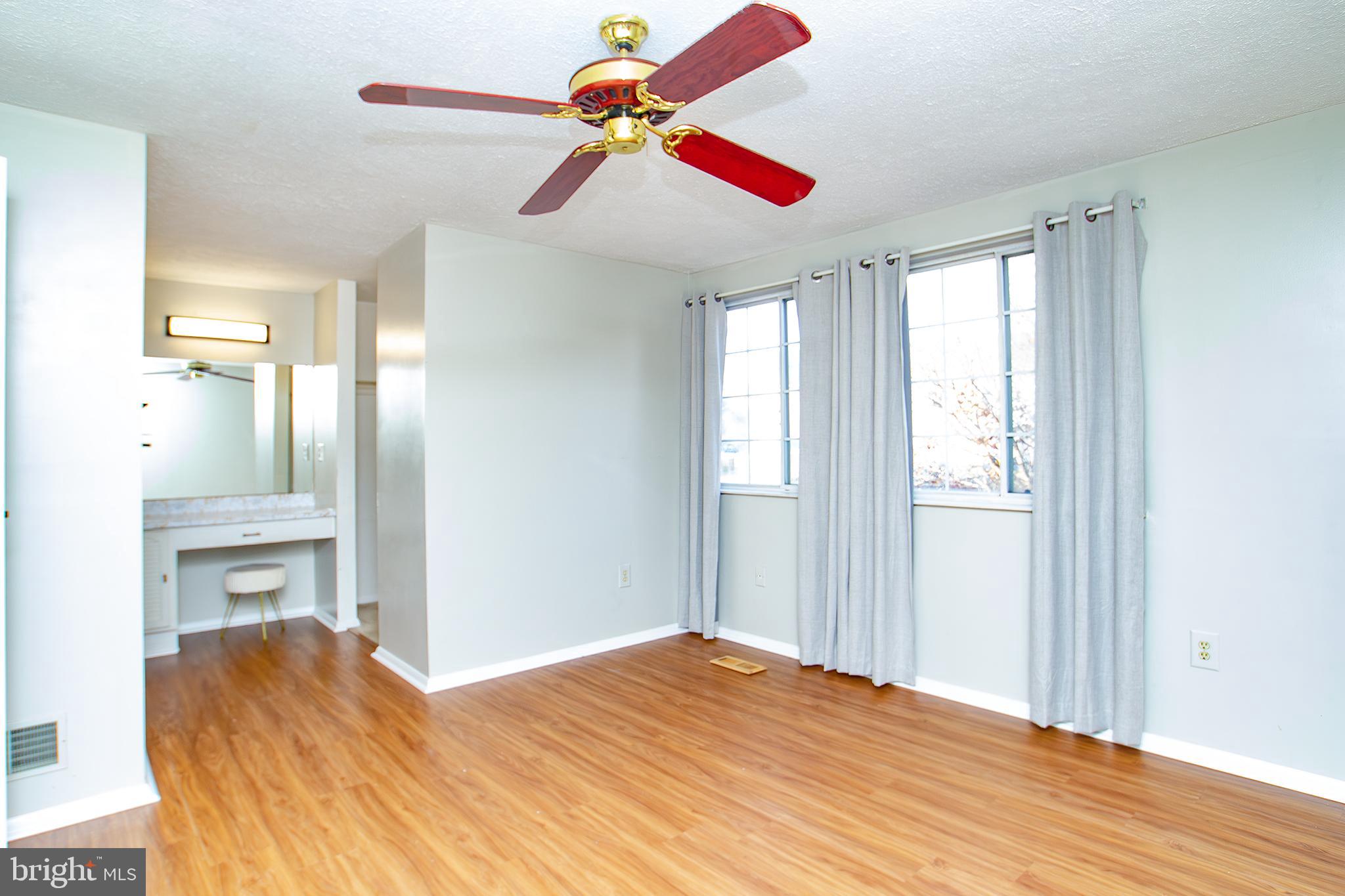 PINEDALE WOODS - Residential