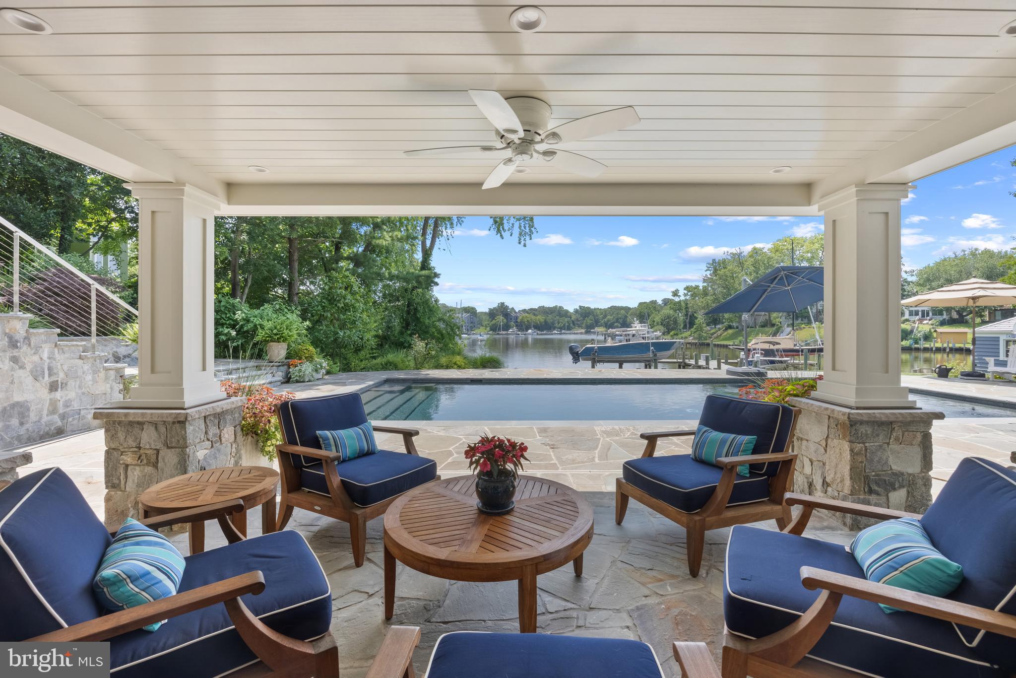 MURRAY HILL - Residential