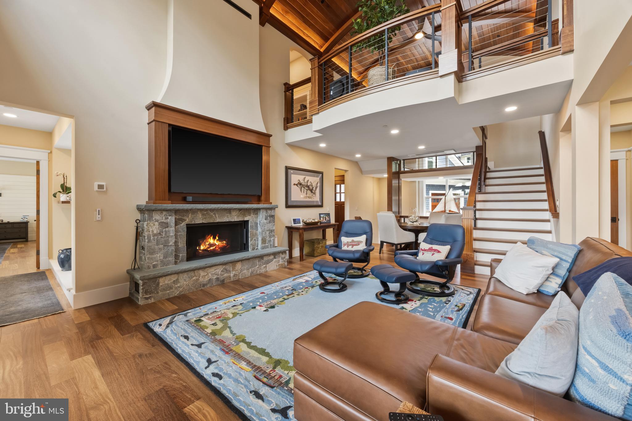 MURRAY HILL - Residential