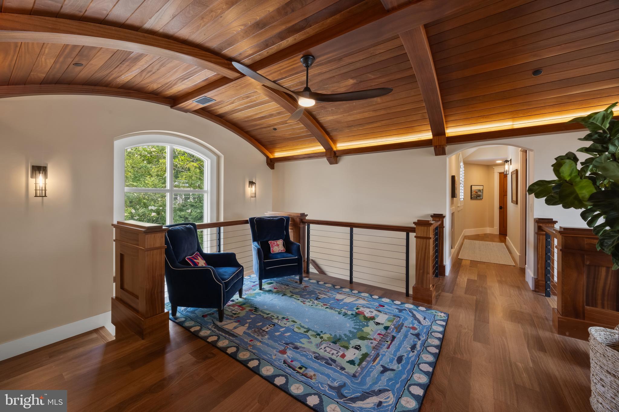 MURRAY HILL - Residential