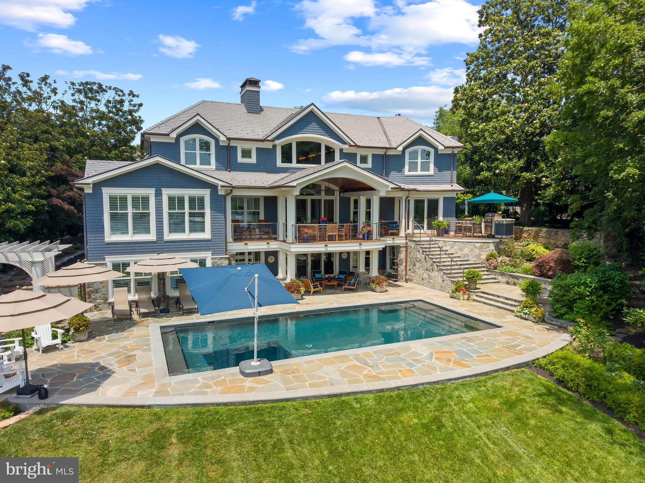 MURRAY HILL - Residential