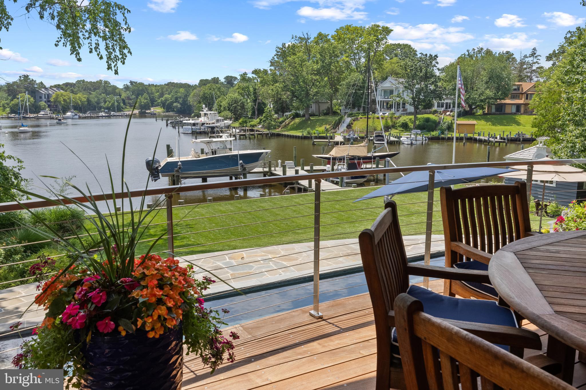 MURRAY HILL - Residential