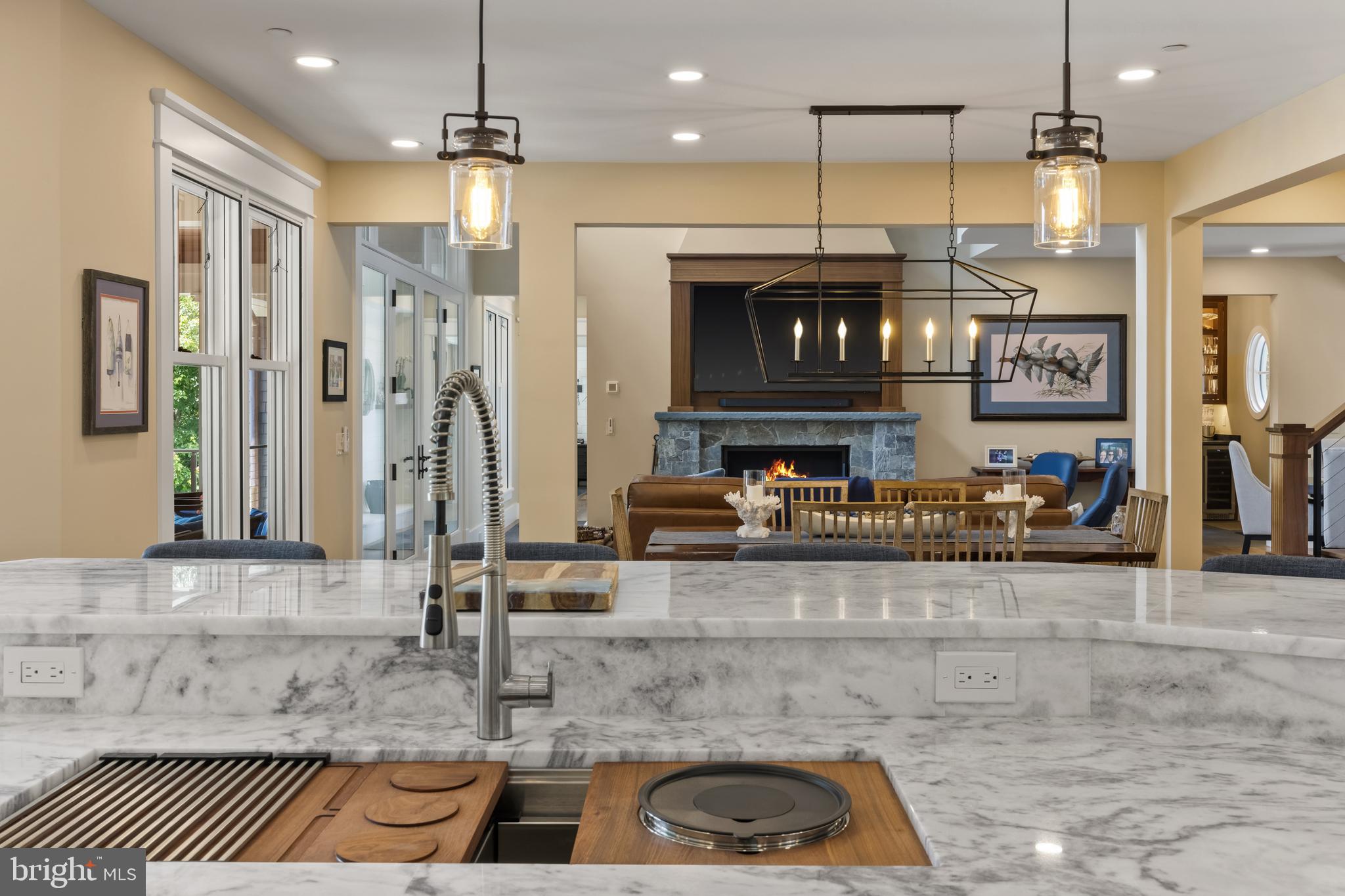 MURRAY HILL - Residential