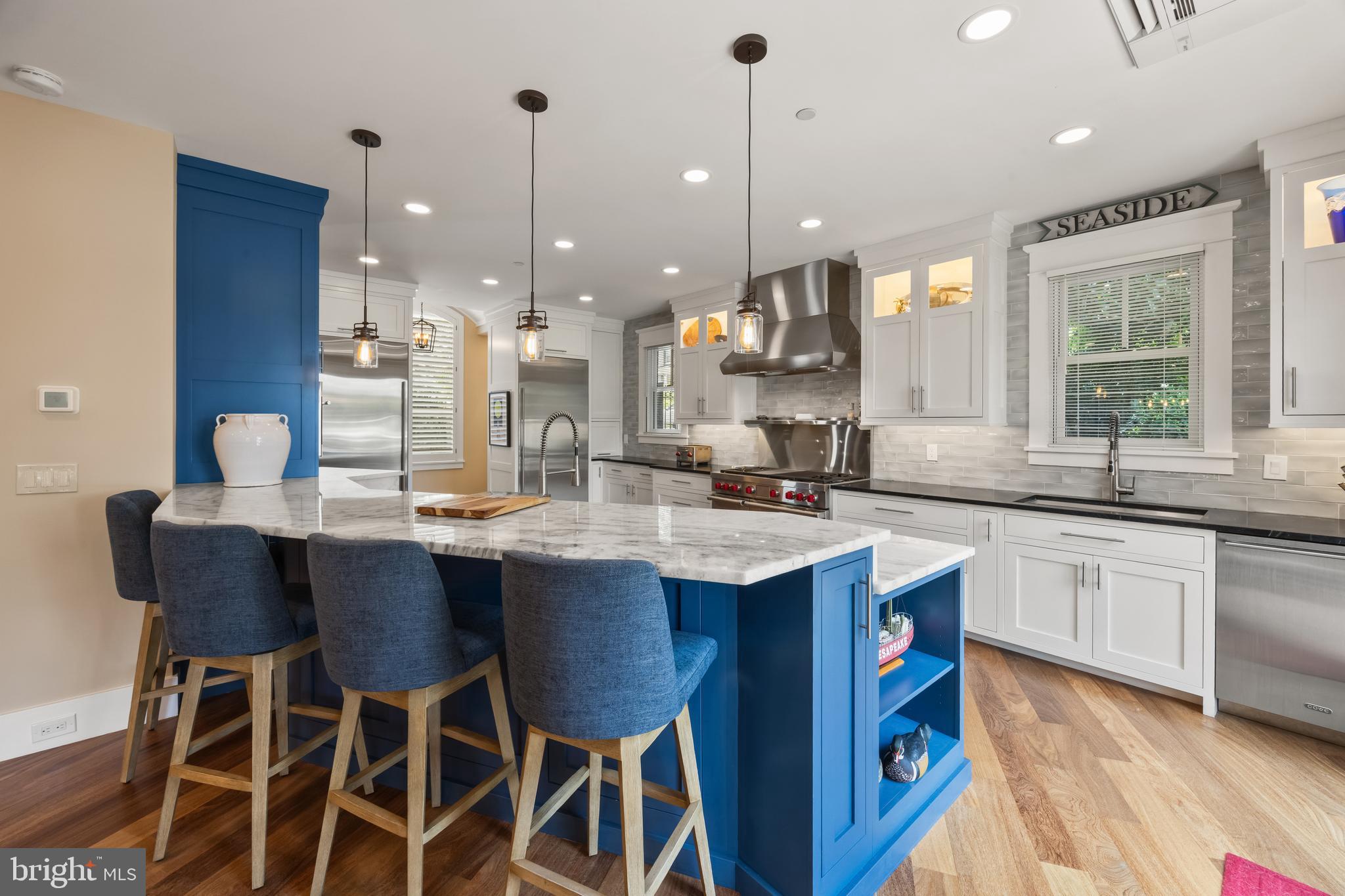 MURRAY HILL - Residential