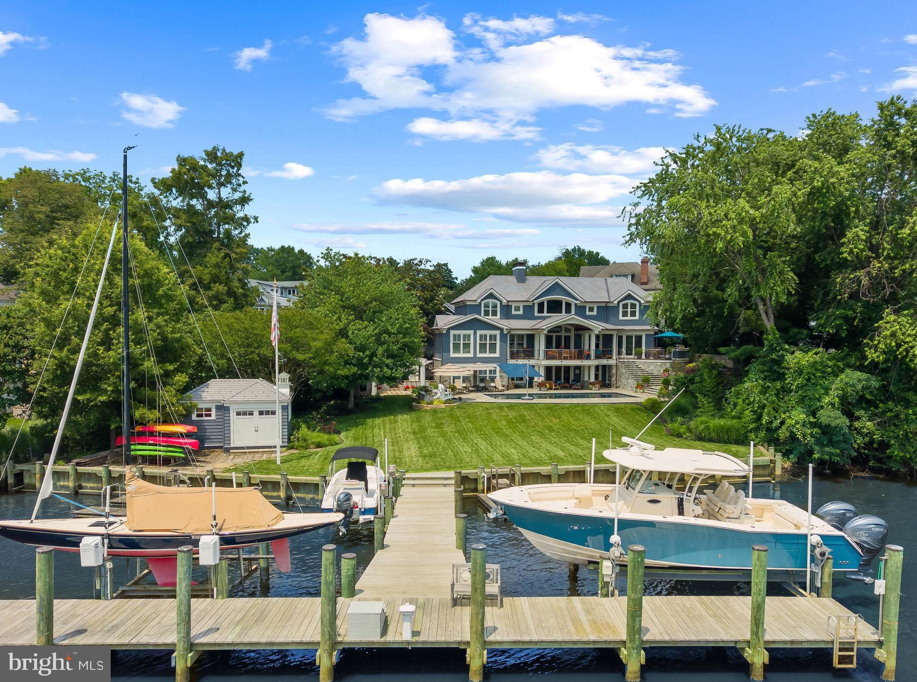 MURRAY HILL - Residential