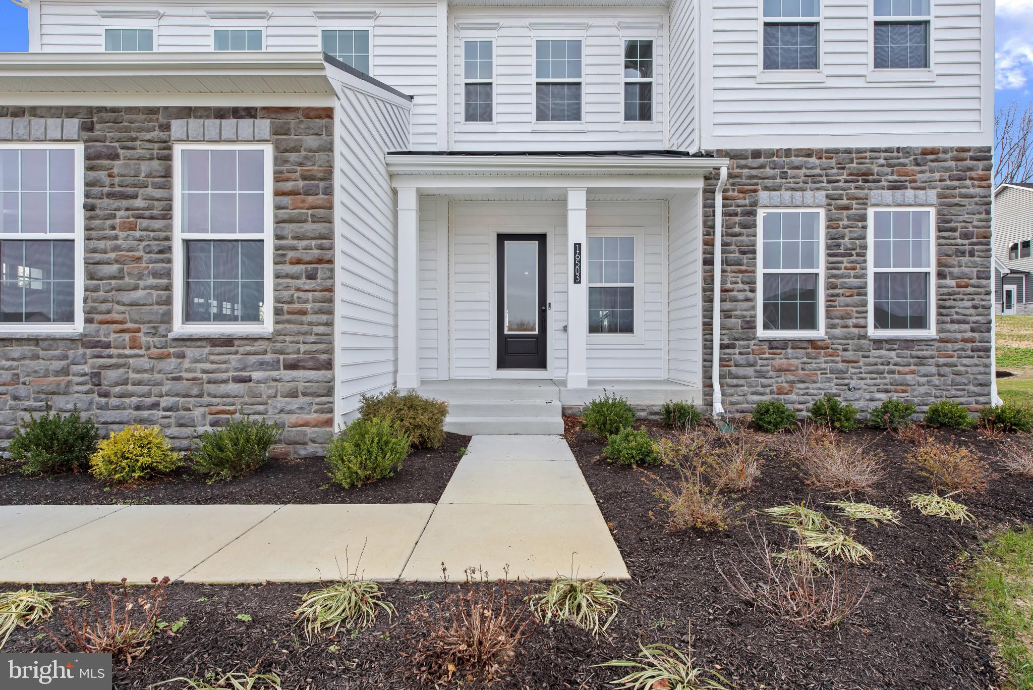 16503 ROLLING KNOLLS LANE