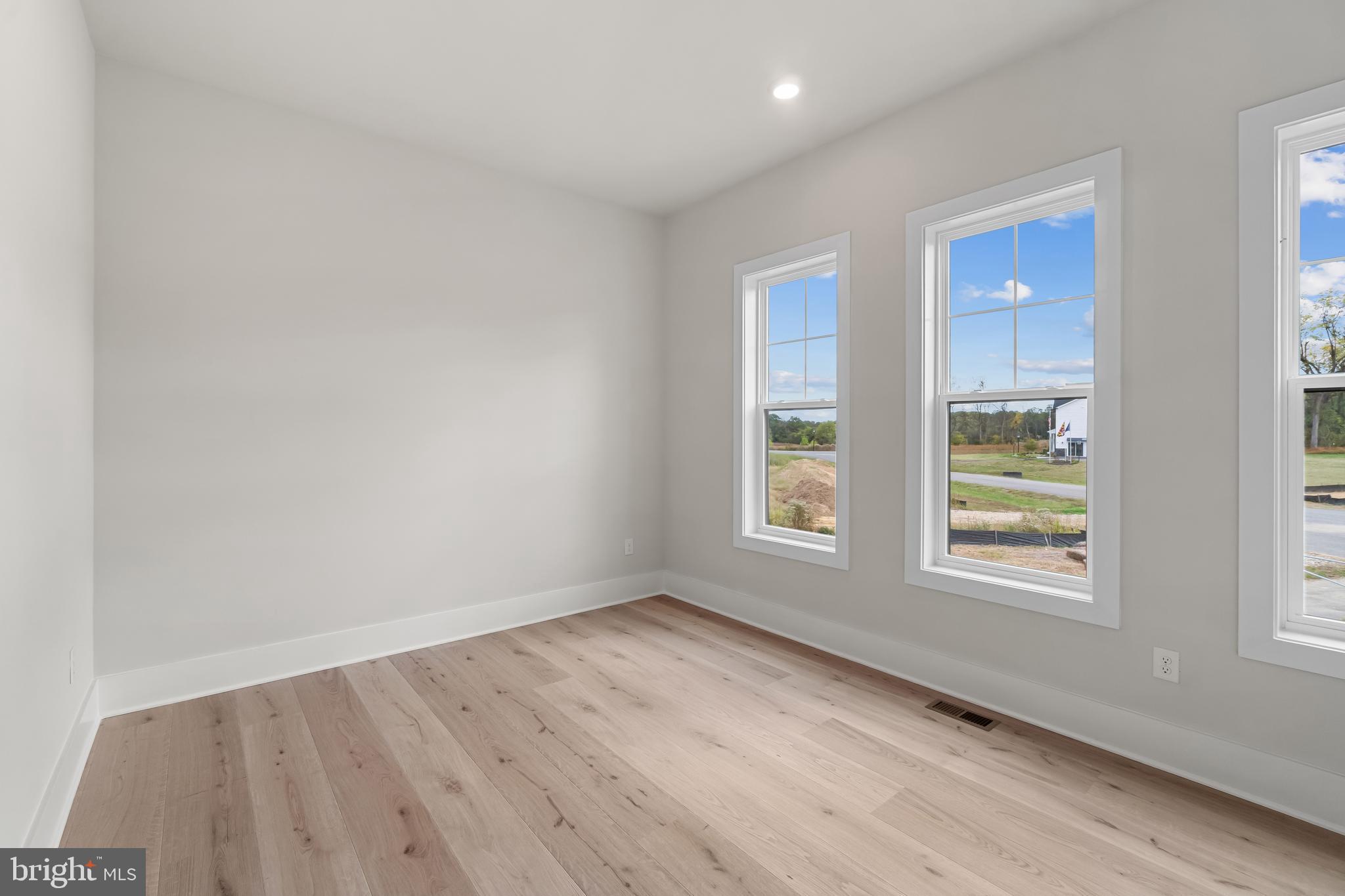 16503 ROLLING KNOLLS LANE