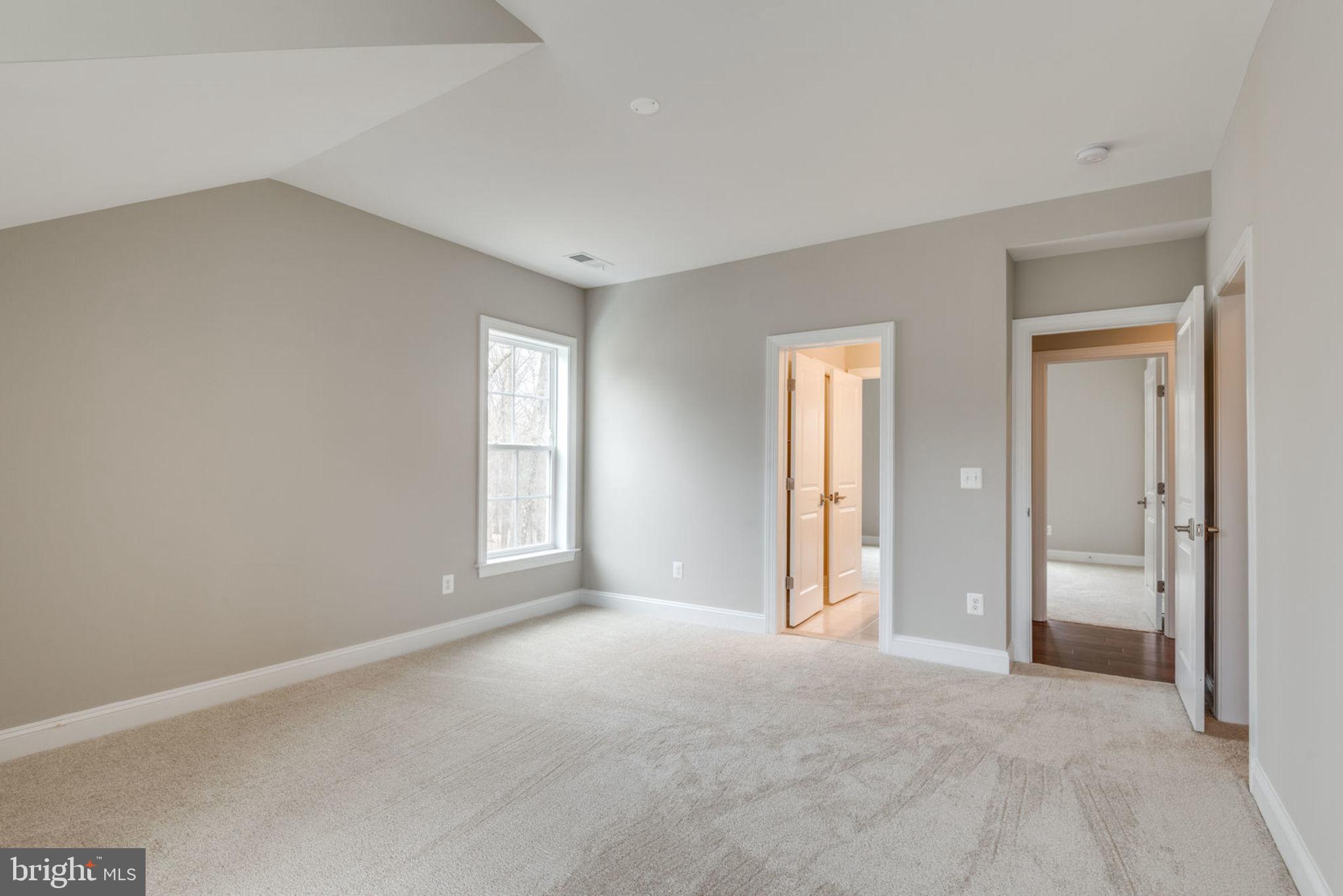 DUNN LORING WOODS - Residential